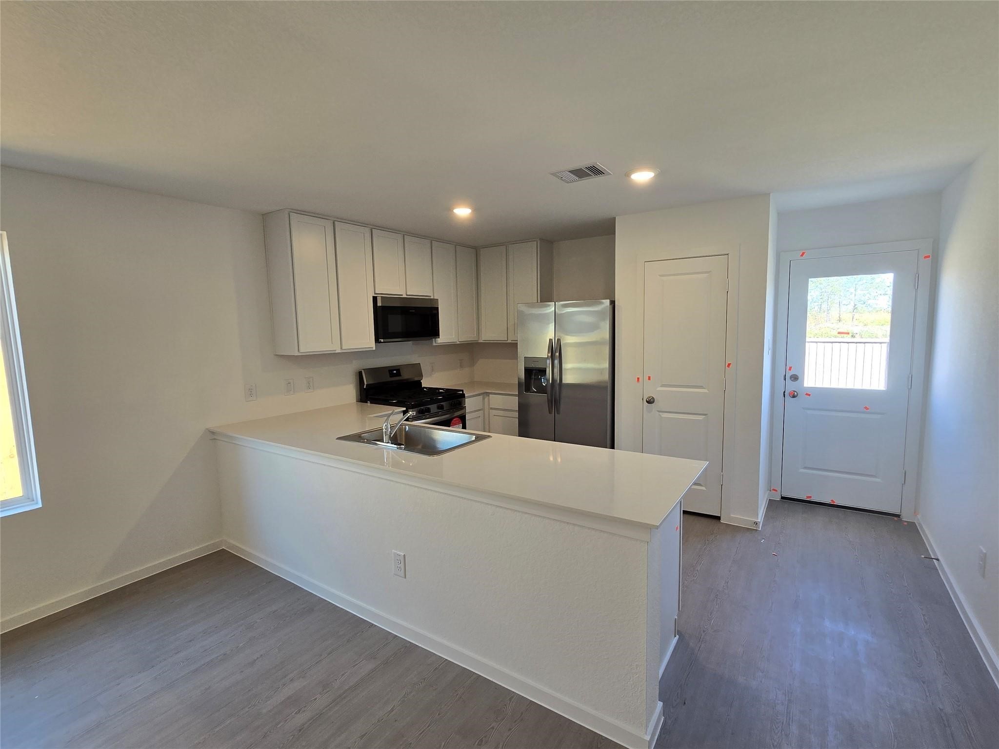 1606 Winwood Drive Property Photo 1