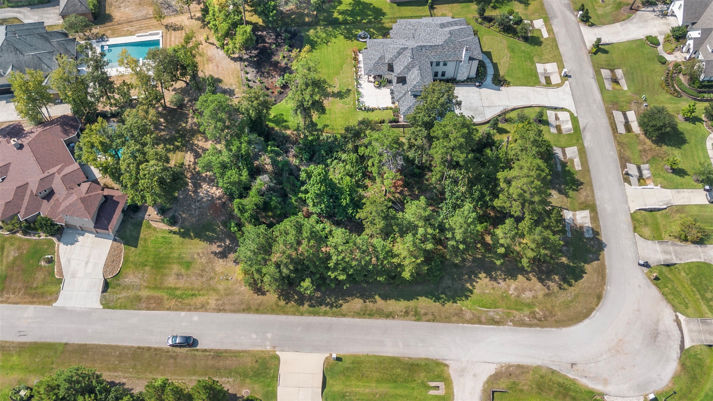 27919 Inspire Crest Lane Property Photo 4