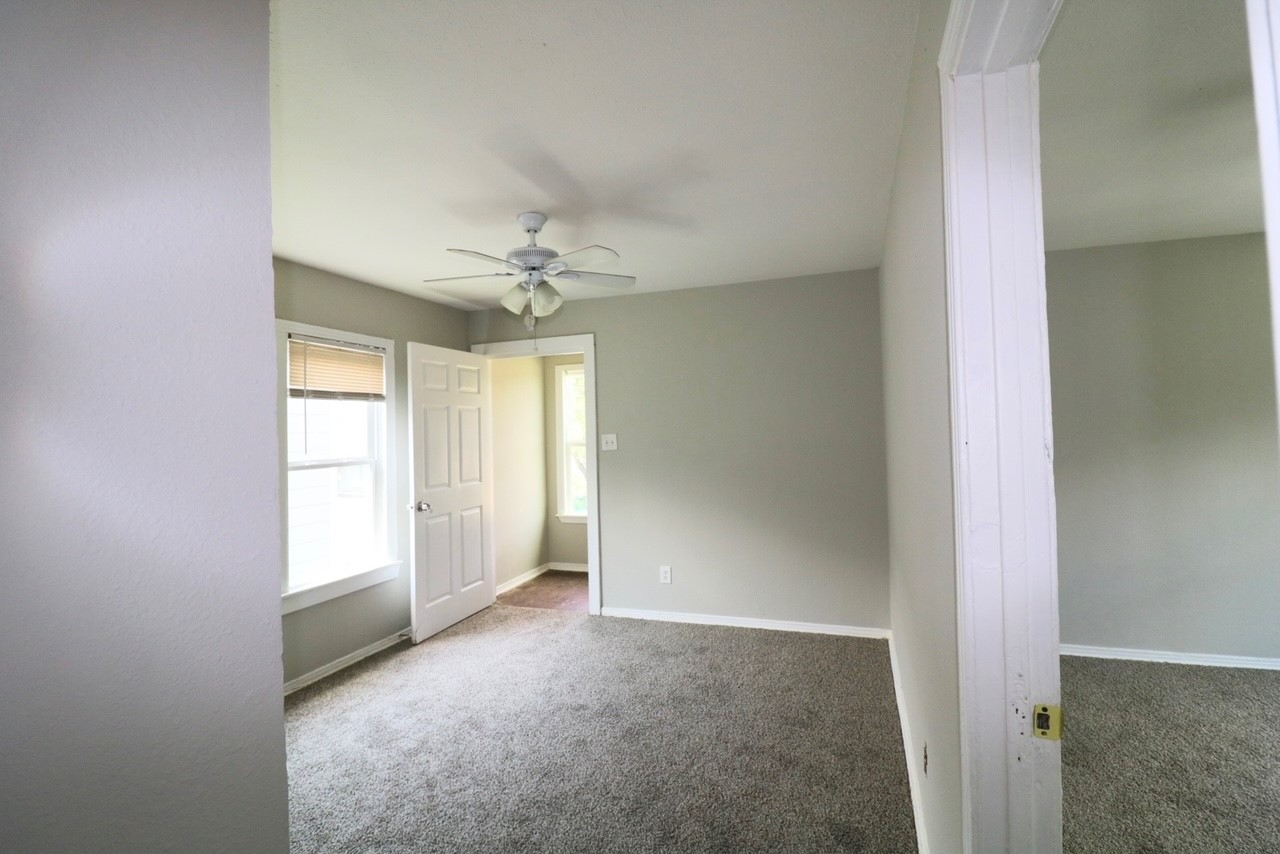 3102 Brackenridge Street 1 Property Photo 4