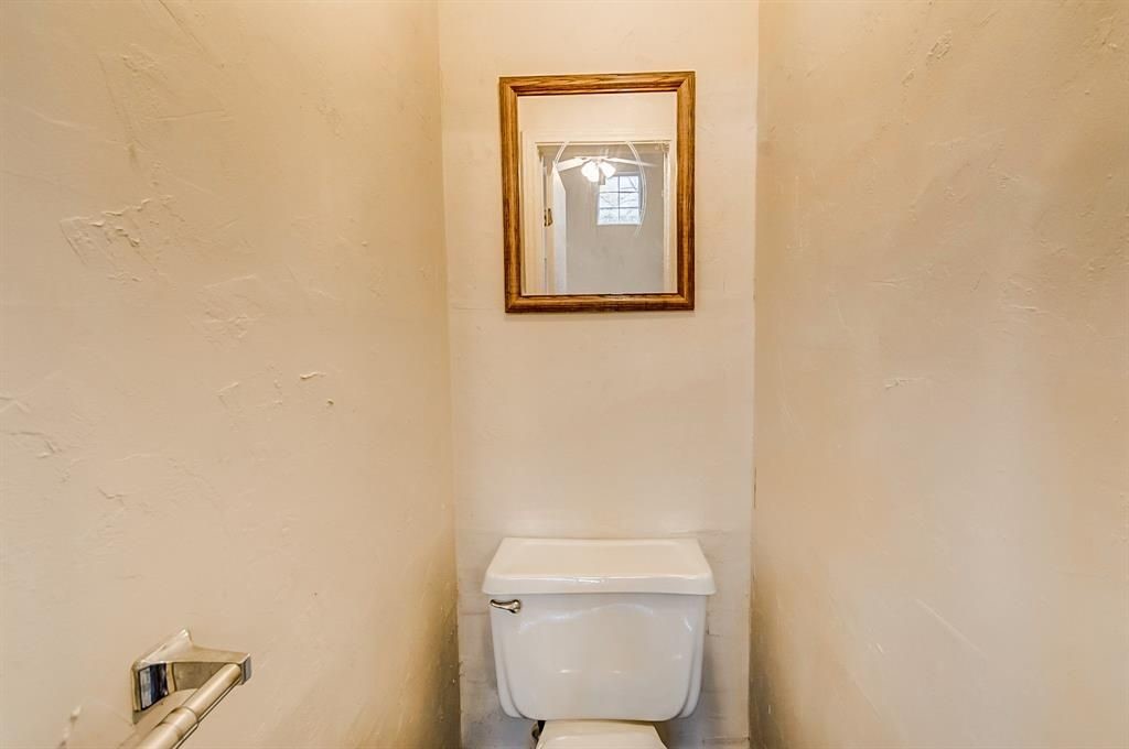 5419 Gulfton Street A-h Property Photo 14