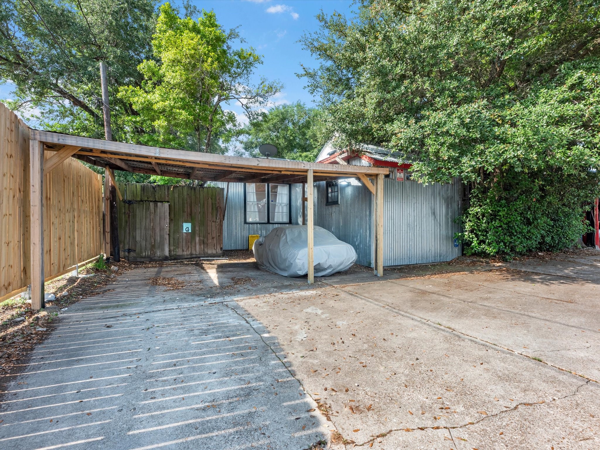 5419 Gulfton Street A-h Property Photo 32