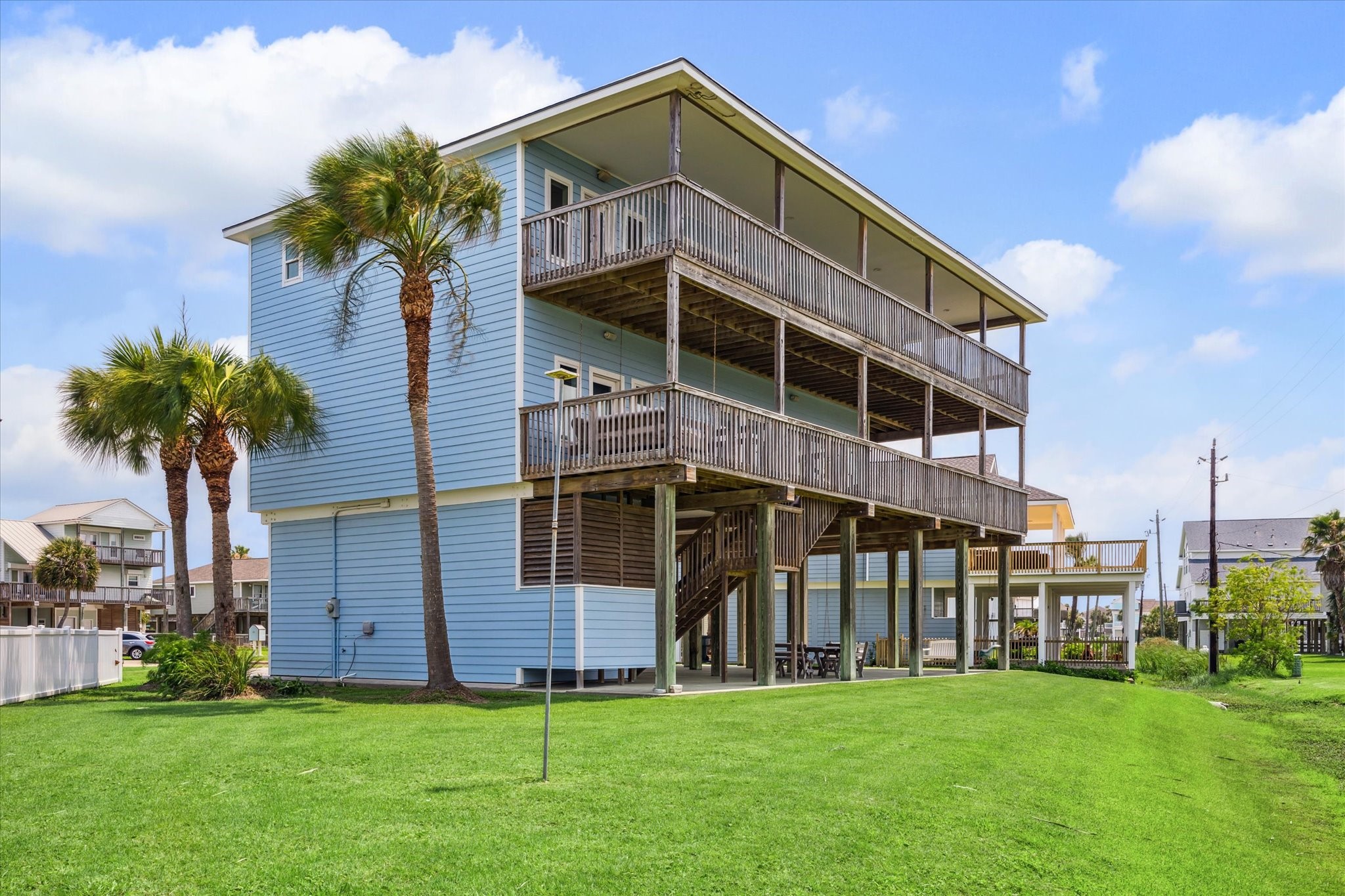 4015 Warchest Court Property Photo 1