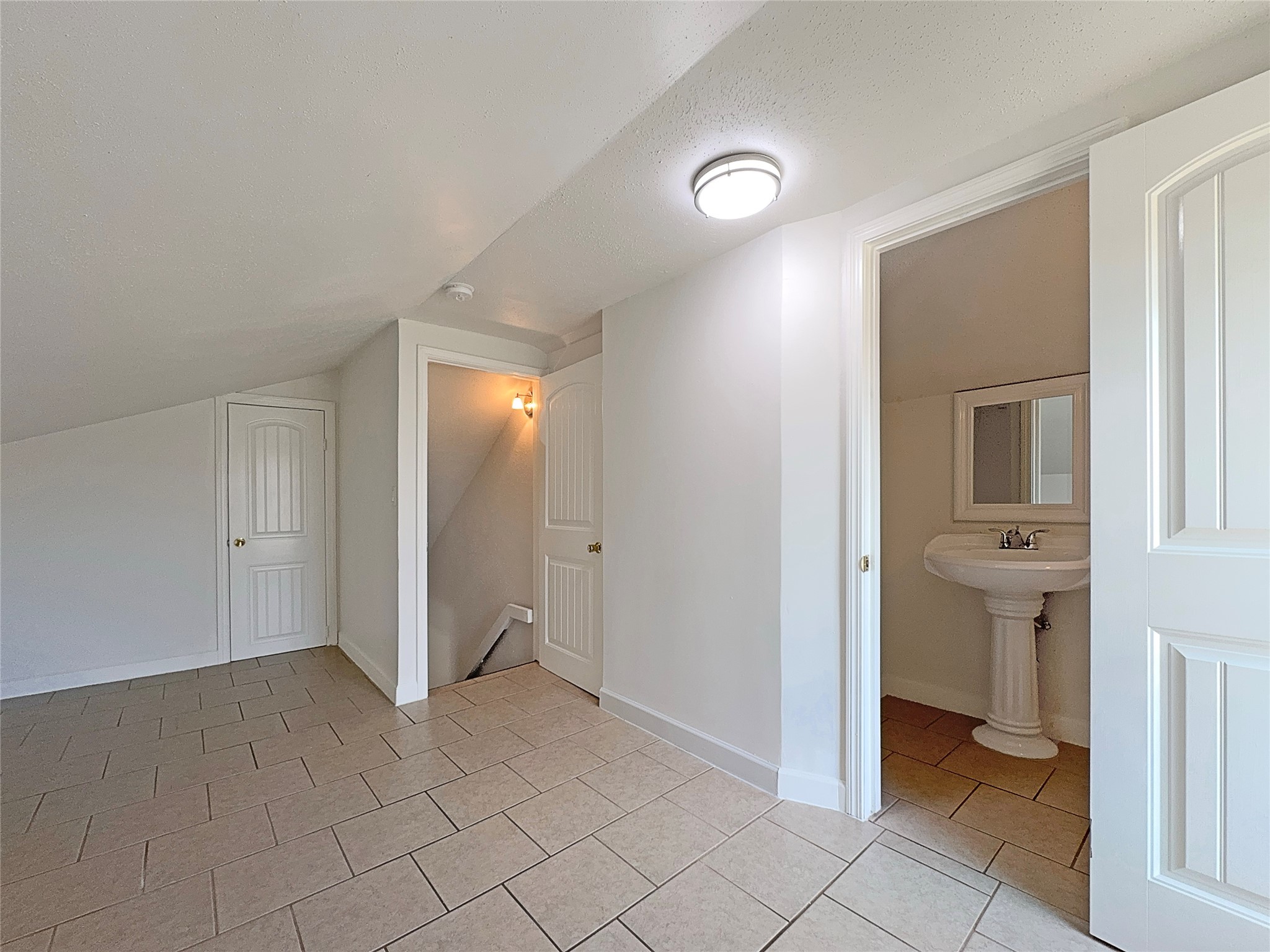 15815 La Cabana Drive Property Photo 11