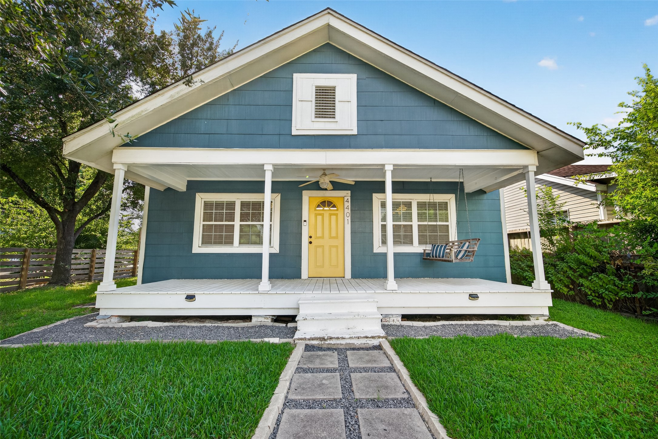 4401 Hain Street Property Photo 1