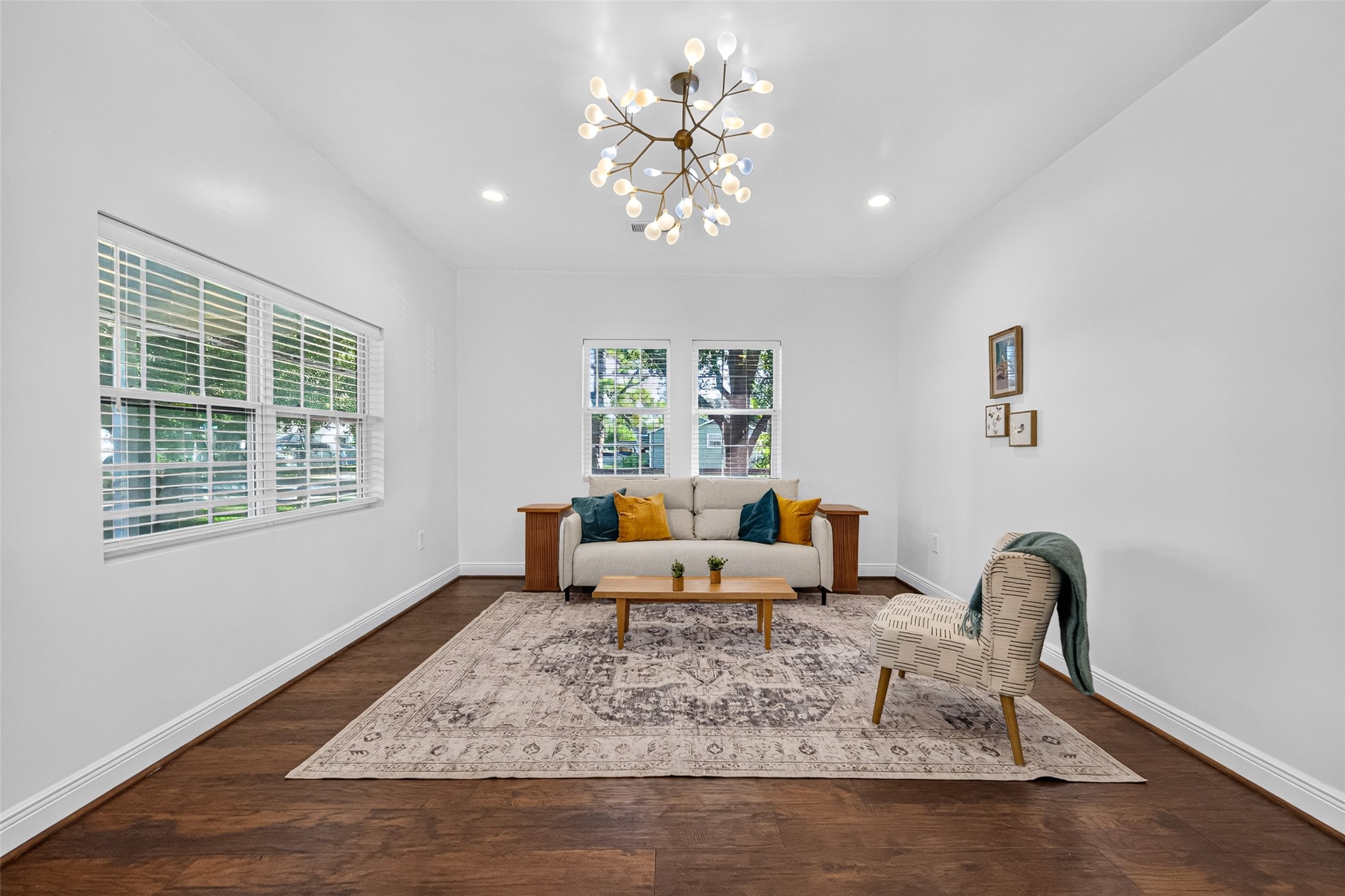 4401 Hain Street Property Photo 5