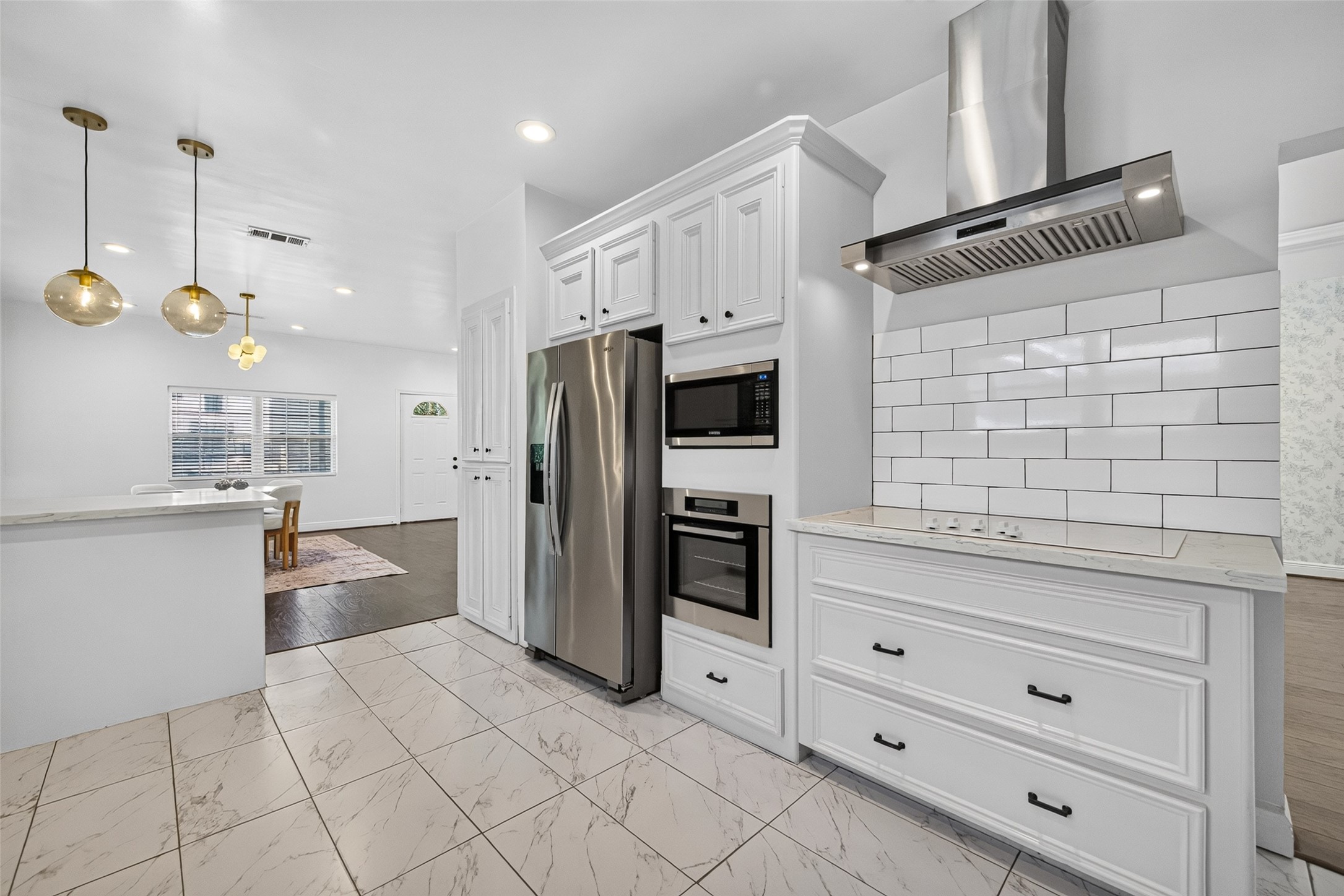 4401 Hain Street Property Photo 10