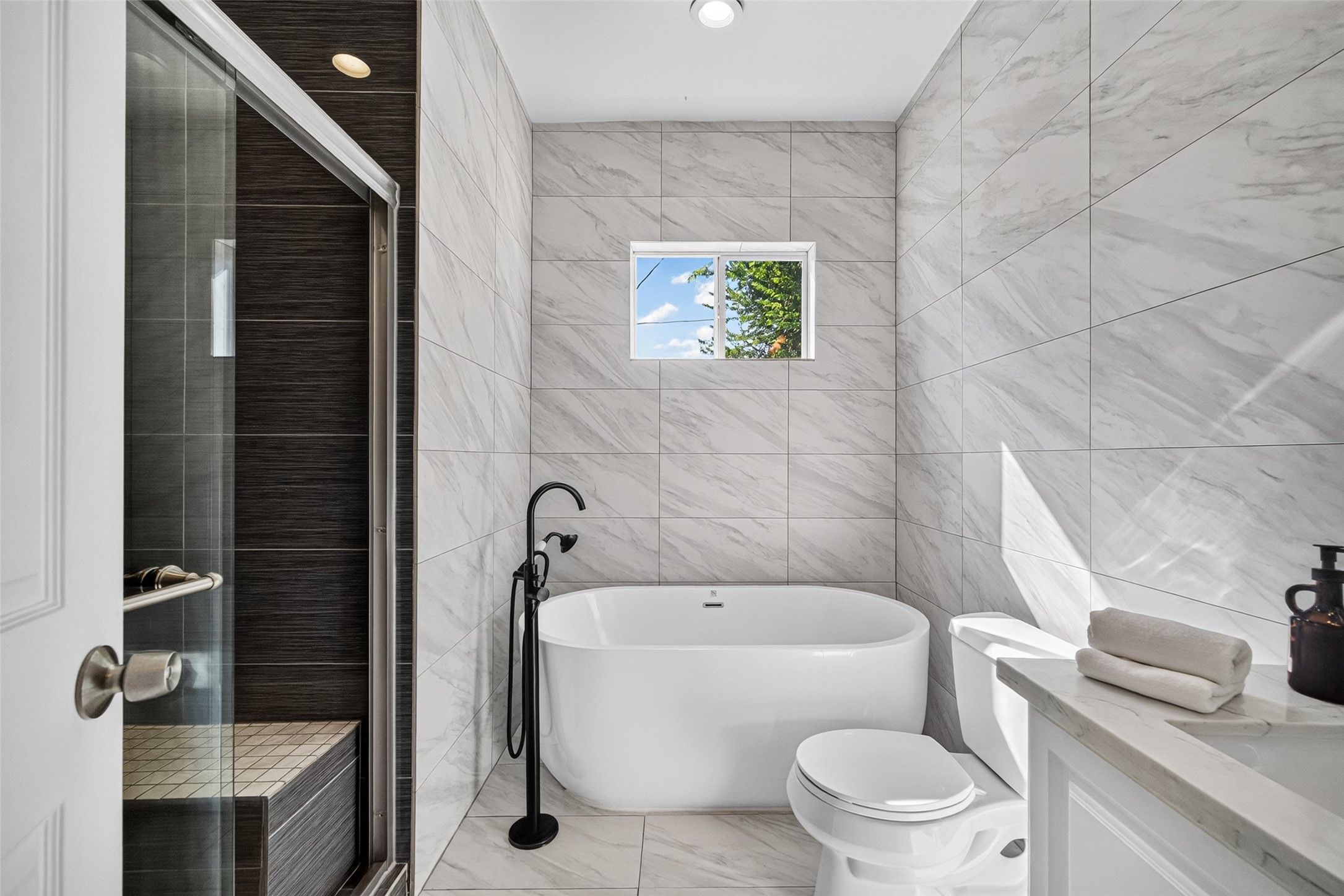 4401 Hain Street Property Photo 14