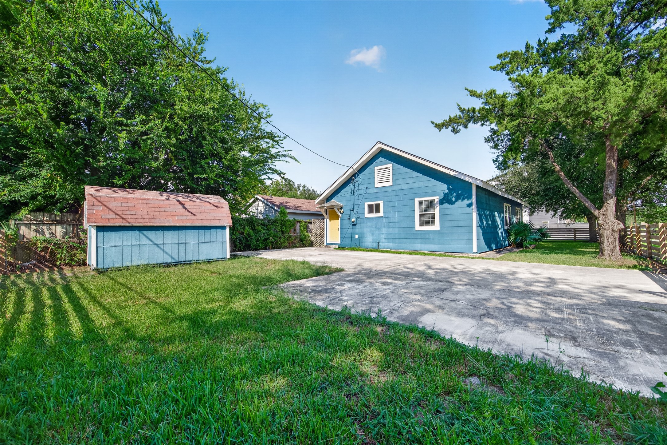 4401 Hain Street Property Photo 18