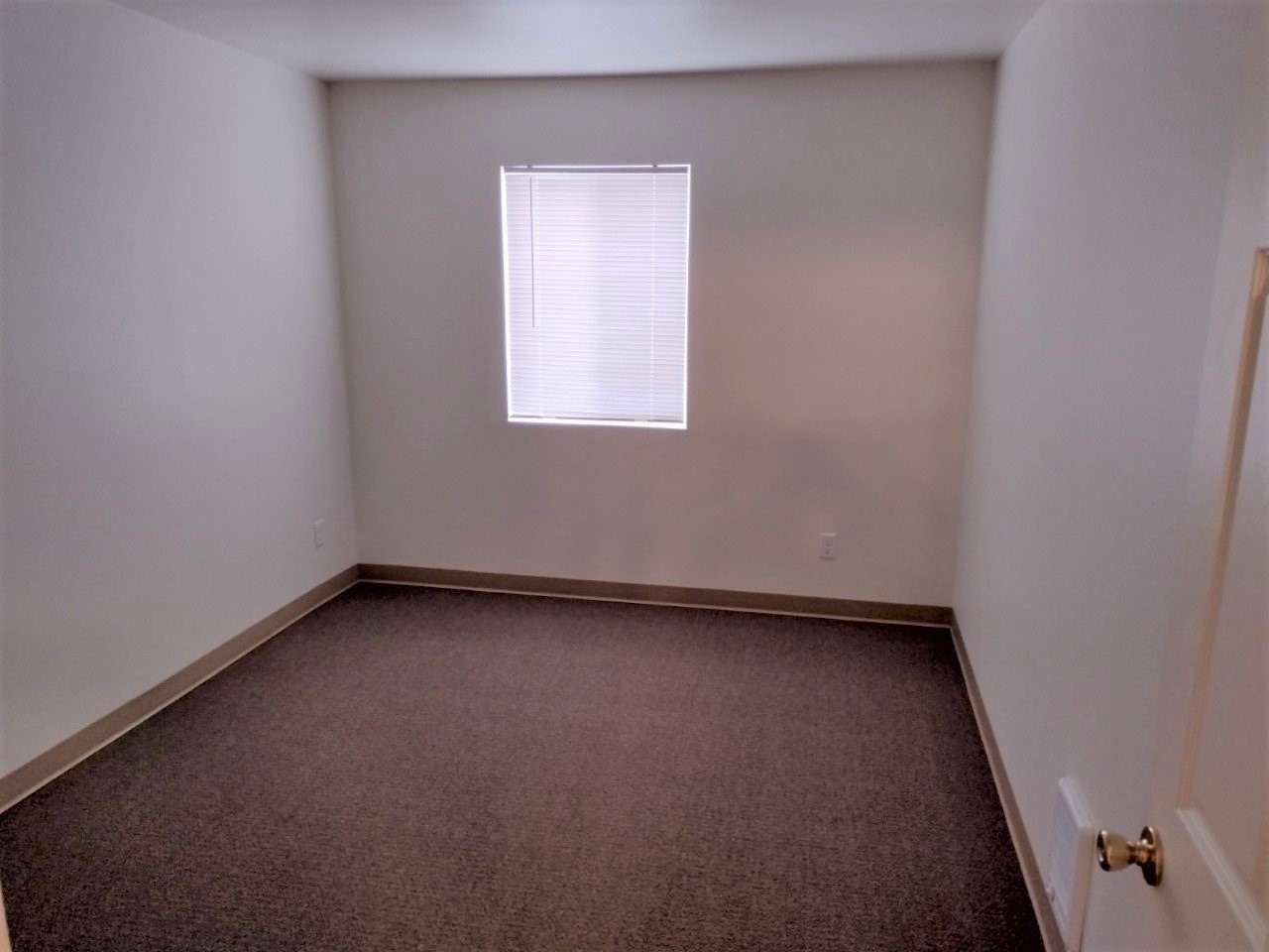 450 J St Property Photo 10