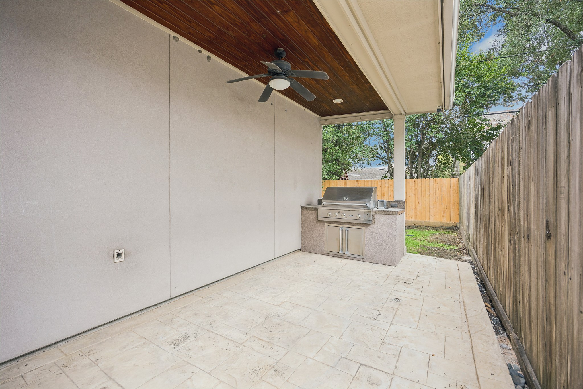 2601 Talbott Property Photo 33