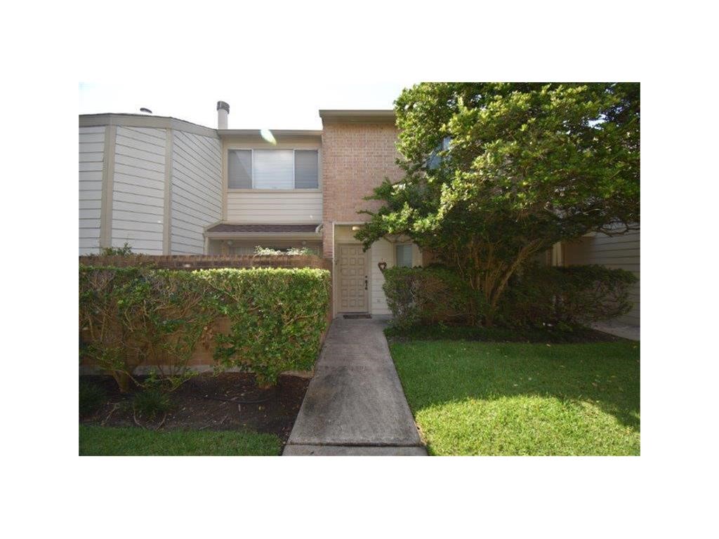 2060 Augusta Dr 3/7 Property Photo 1