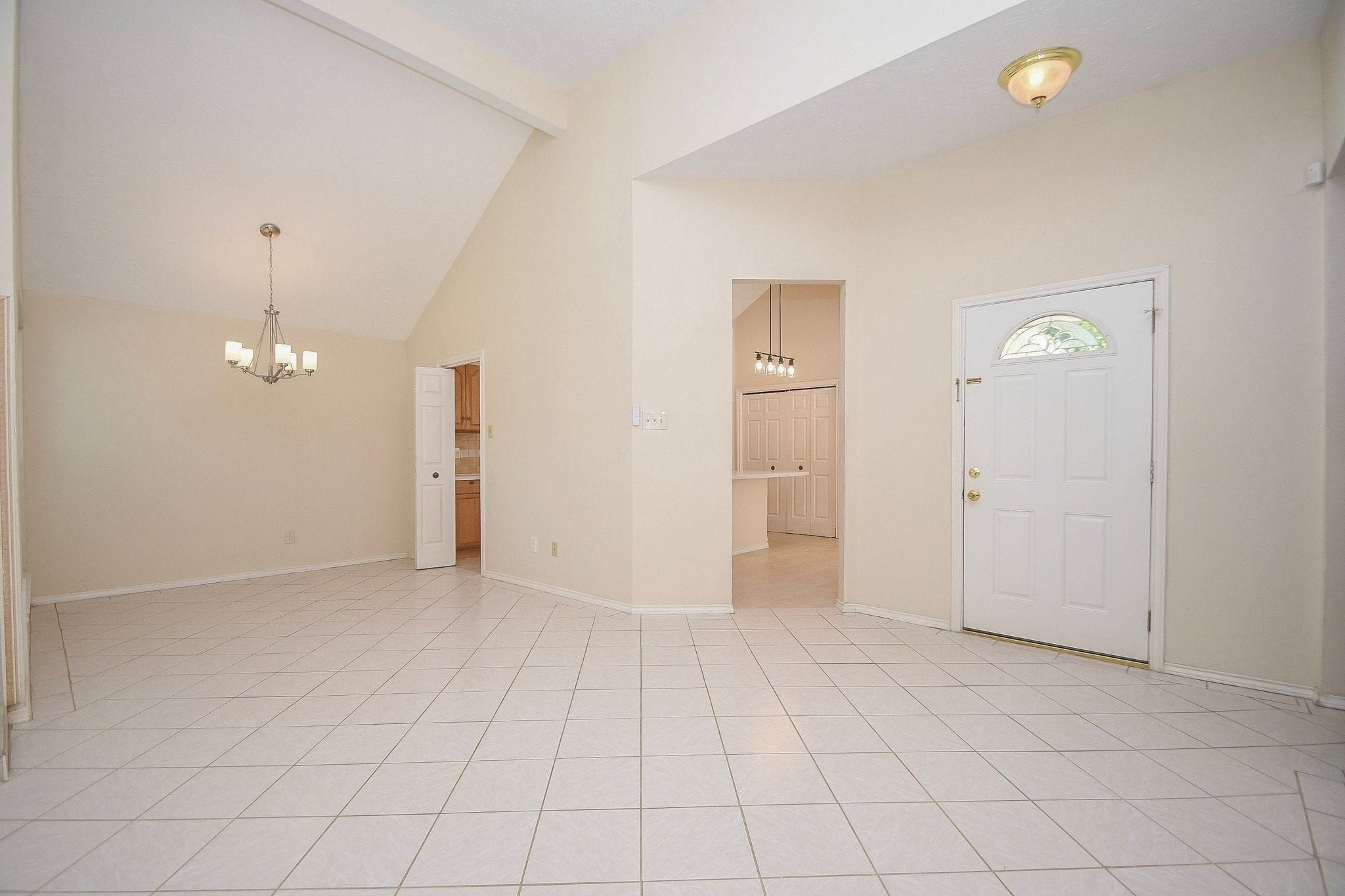 22518 Rangeview Drive Property Photo 6