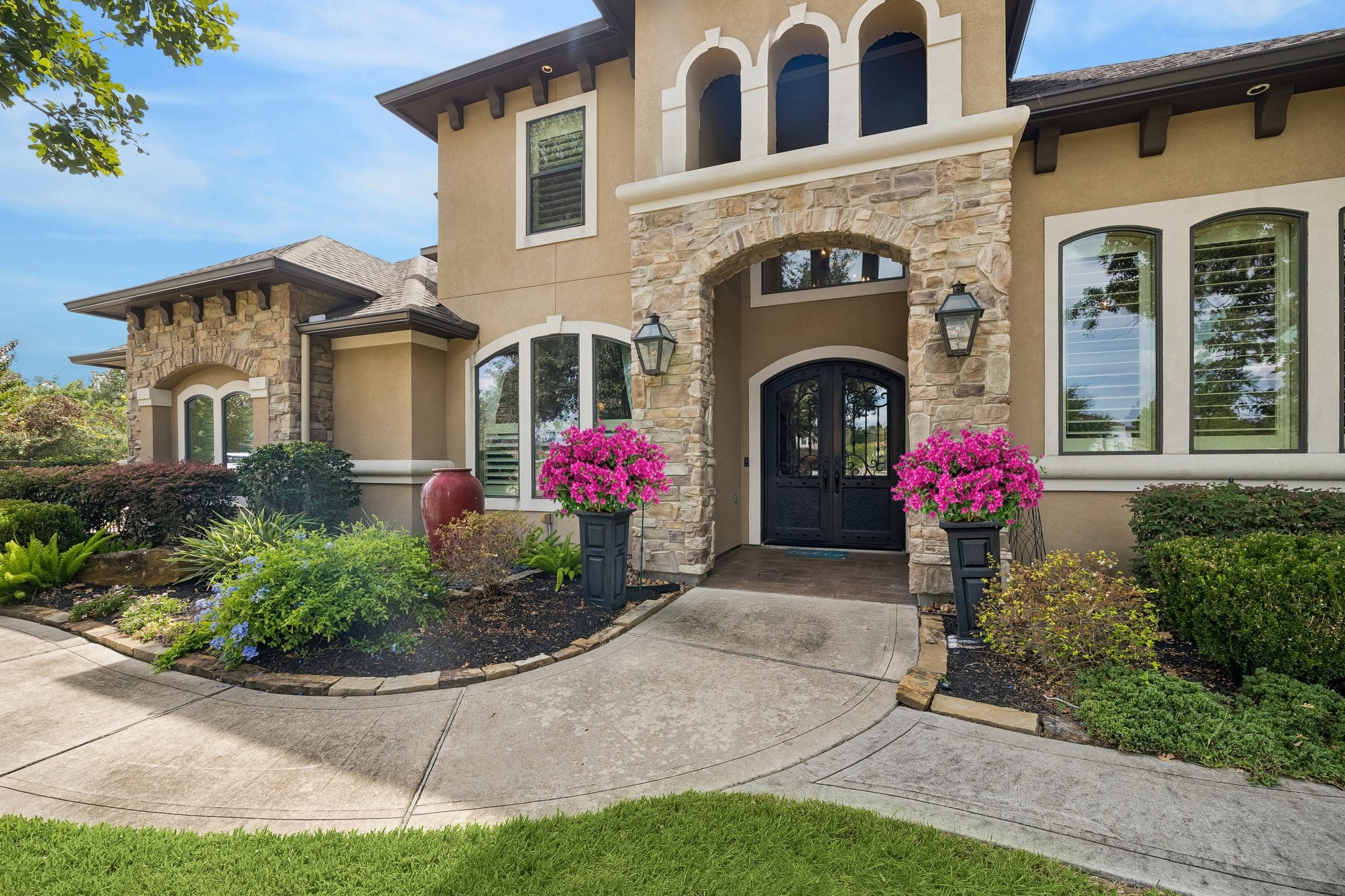 4510 Milani Ridge Court Property Photo 3