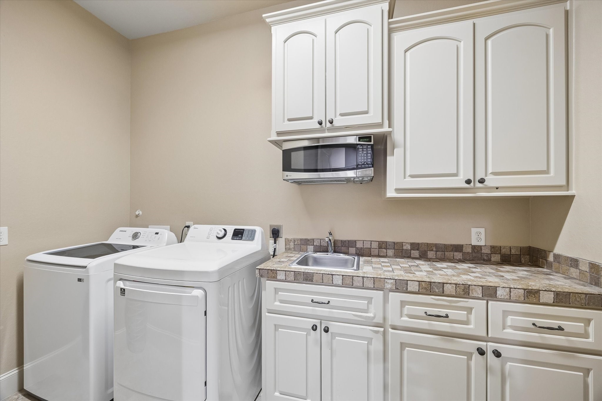 4510 Milani Ridge Court Property Photo 23