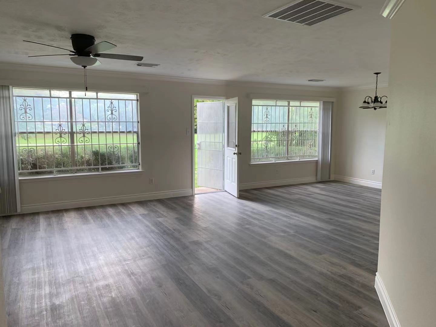 8030 Golf Green Circle Property Photo 3