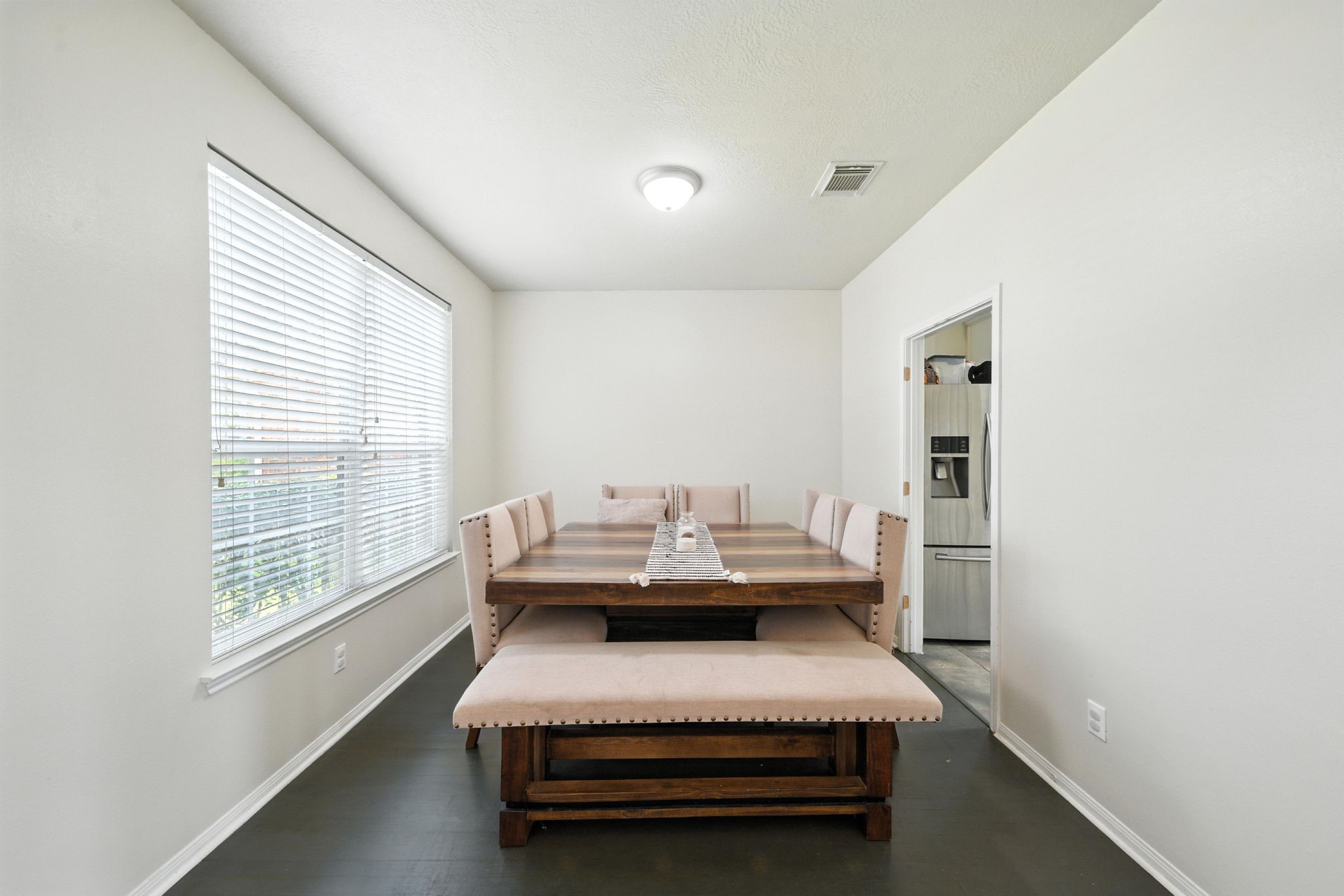 9310 Arrowhead Trace Lane Property Photo 4