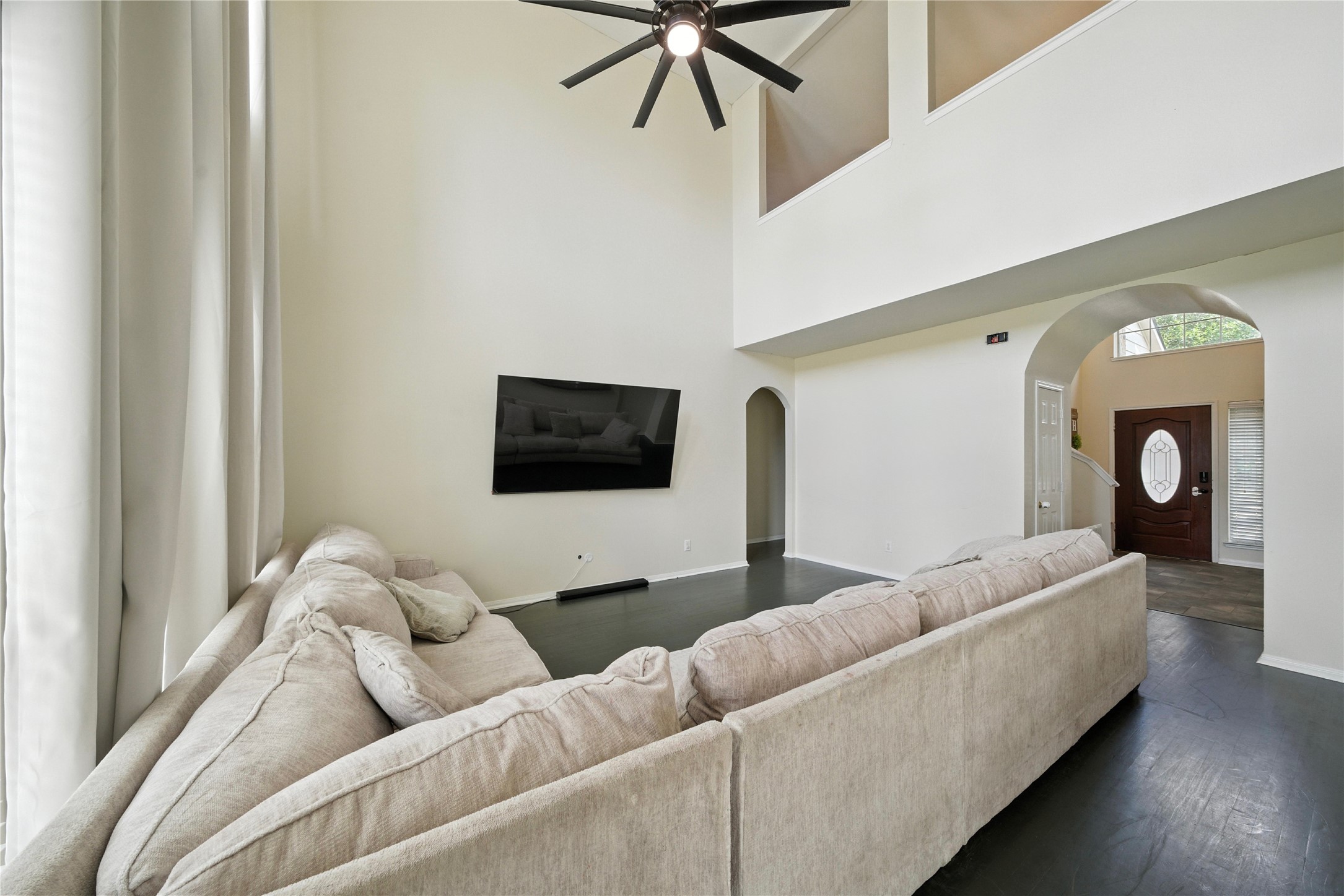 9310 Arrowhead Trace Lane Property Photo 6