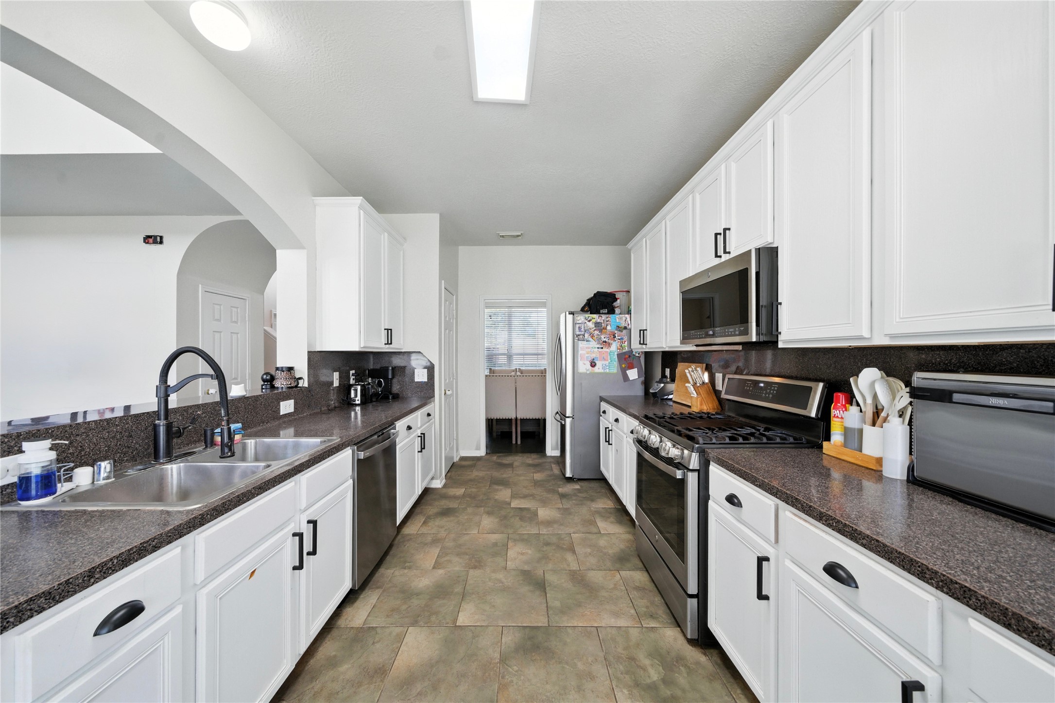 9310 Arrowhead Trace Lane Property Photo 9