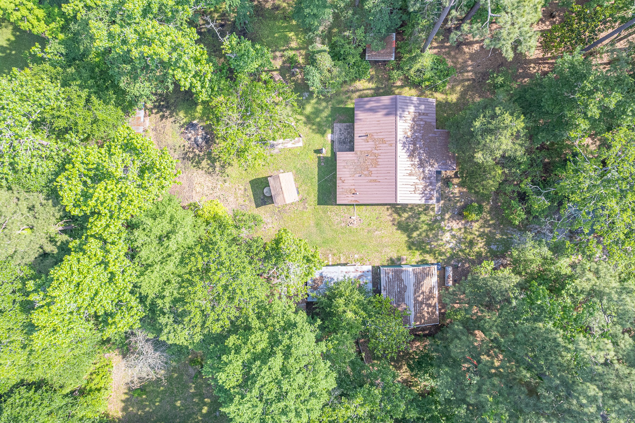 9847 N Lake View