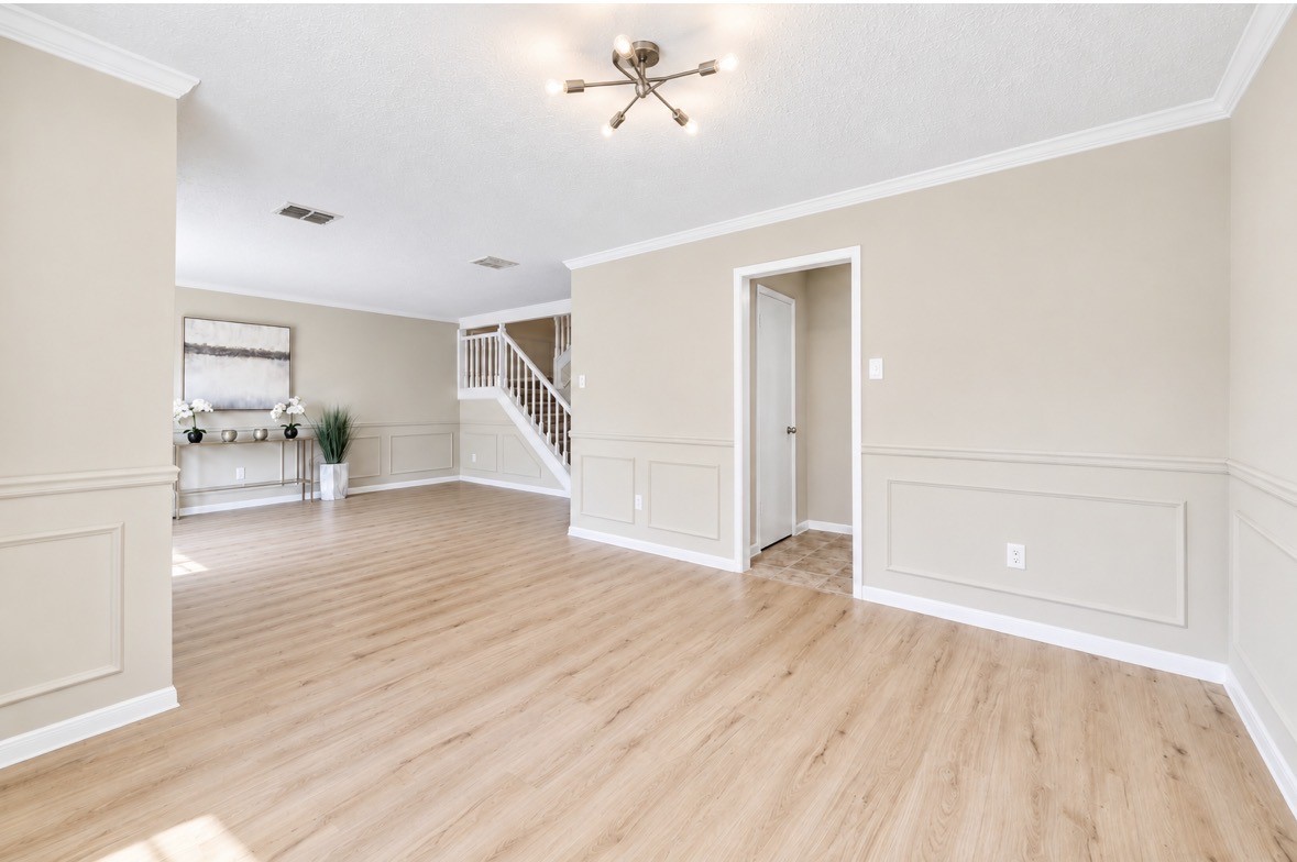 26 Chapparal Court Property Photo 8