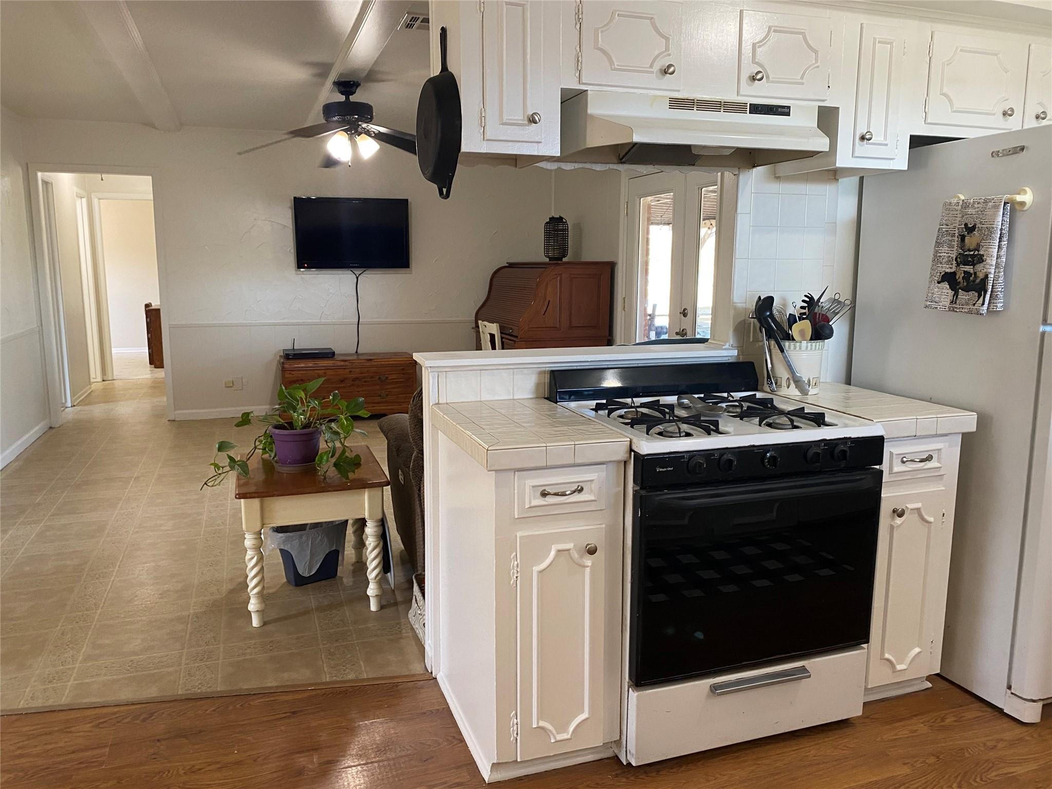 17230 Bell Street Property Photo 8