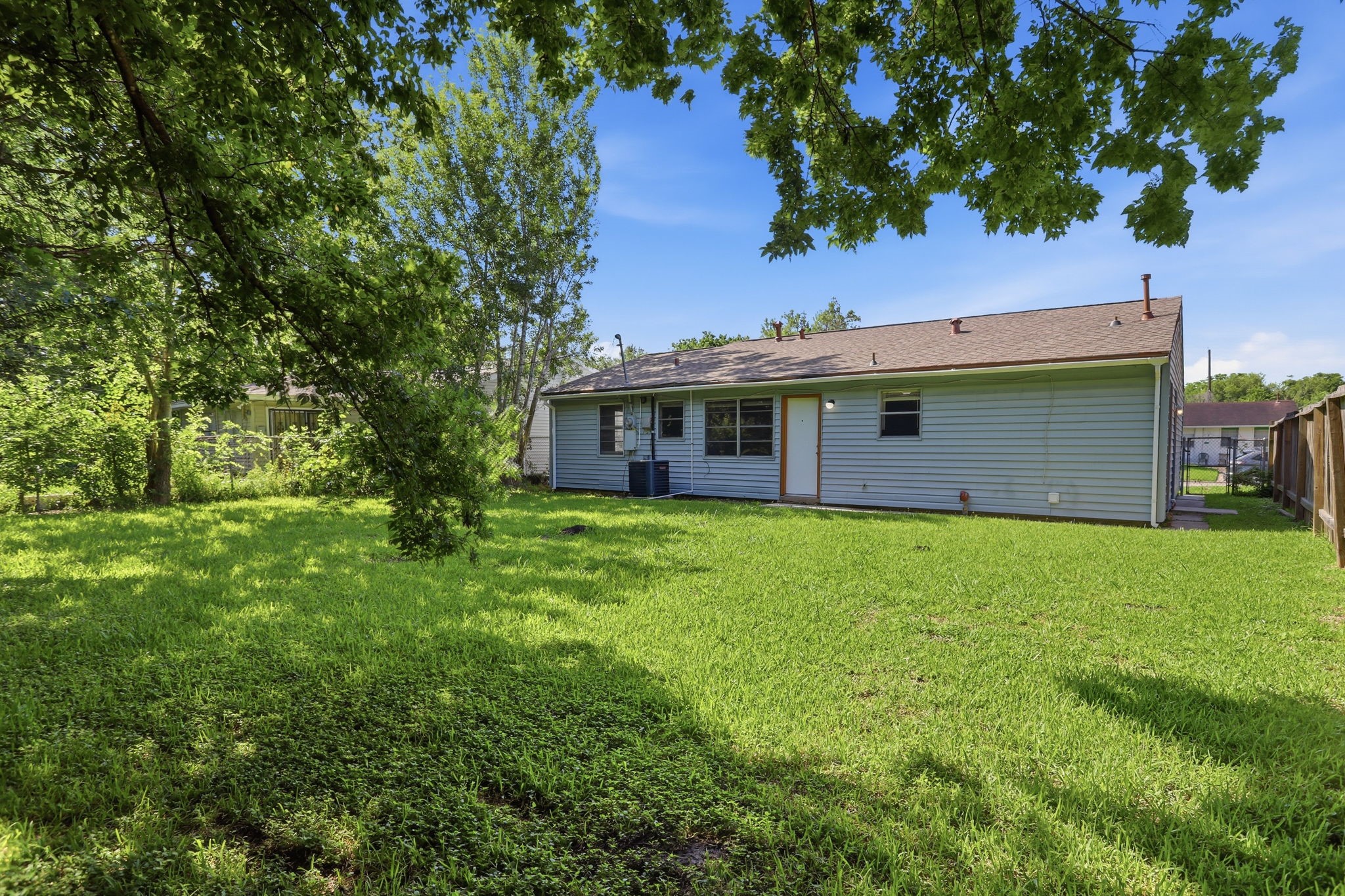 4223 S Acres Drive Property Photo 40