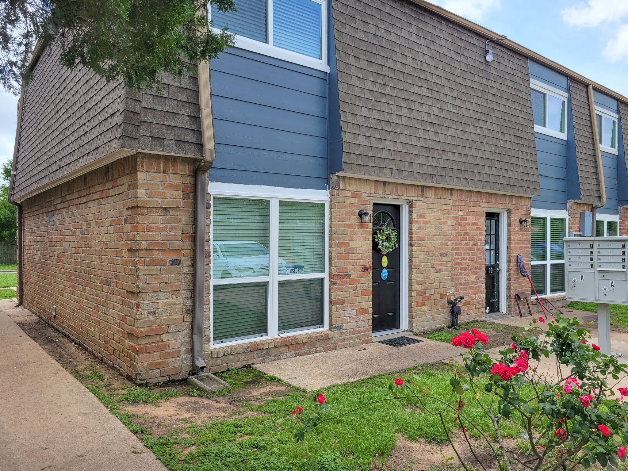 101 Brookside Lane 9 Property Photo 1