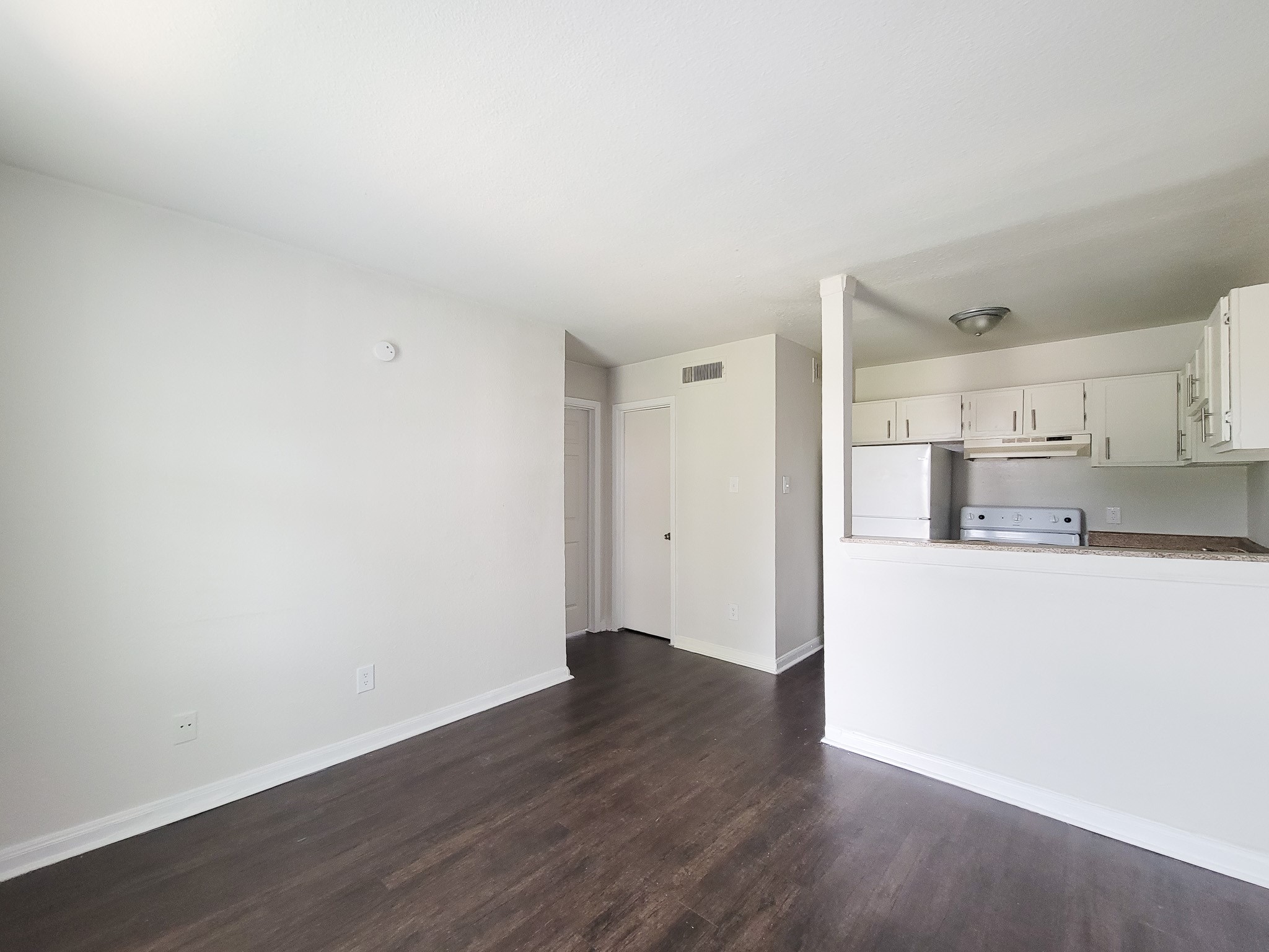 101 Brookside Lane 9 Property Photo 6