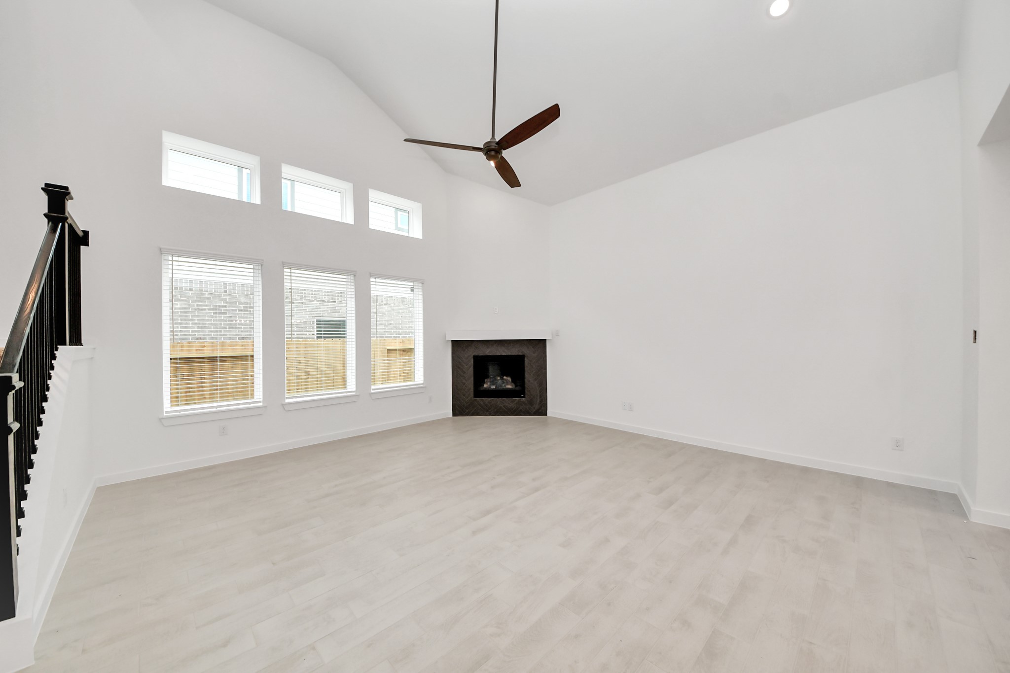 24515 Broad Park Ct Property Photo 15