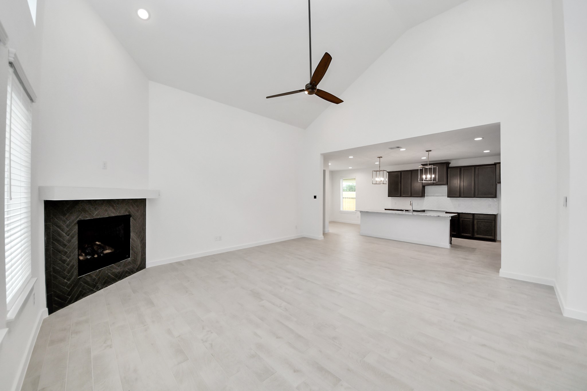 24515 Broad Park Ct Property Photo 18