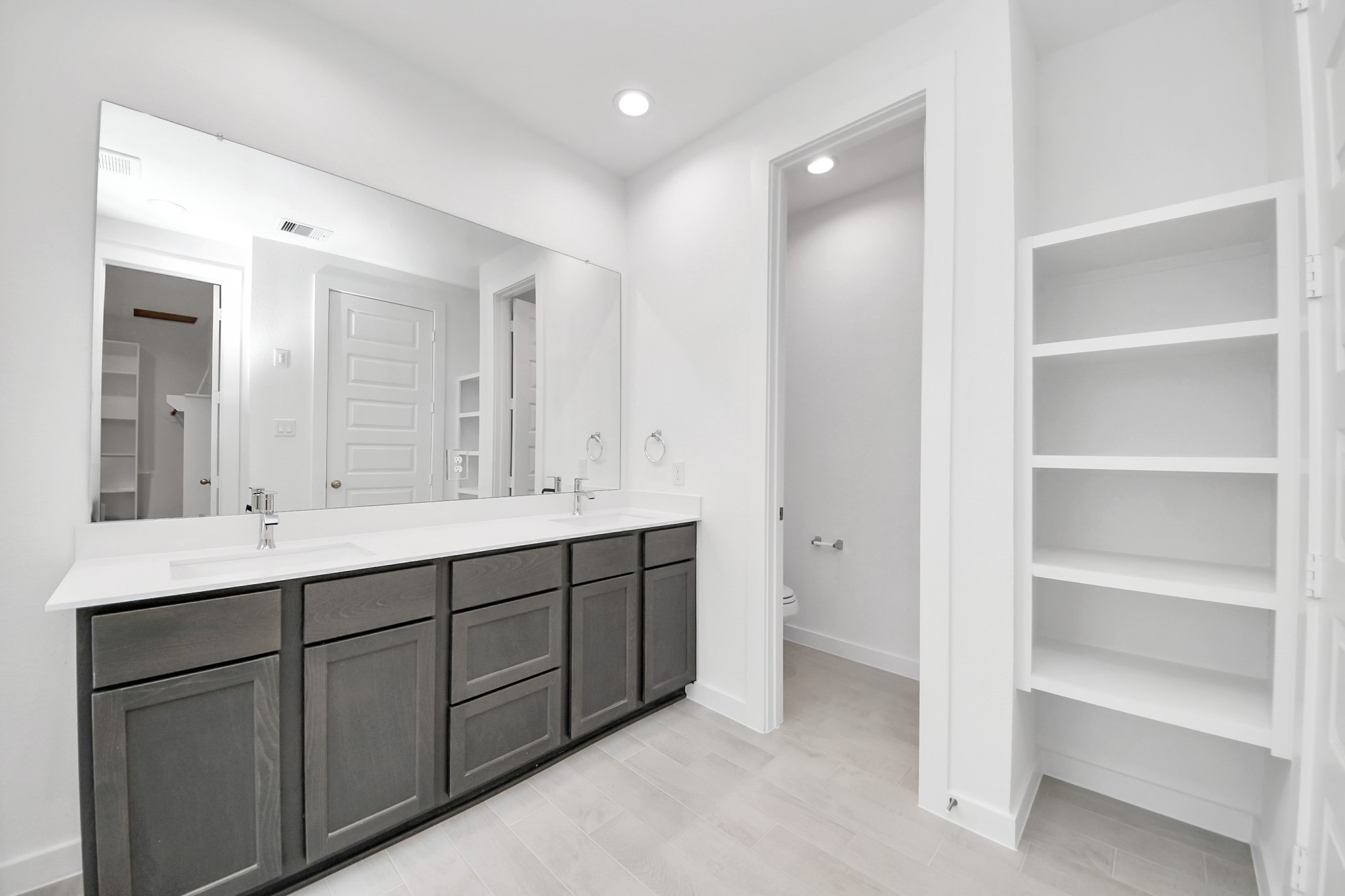 24515 Broad Park Ct Property Photo 22