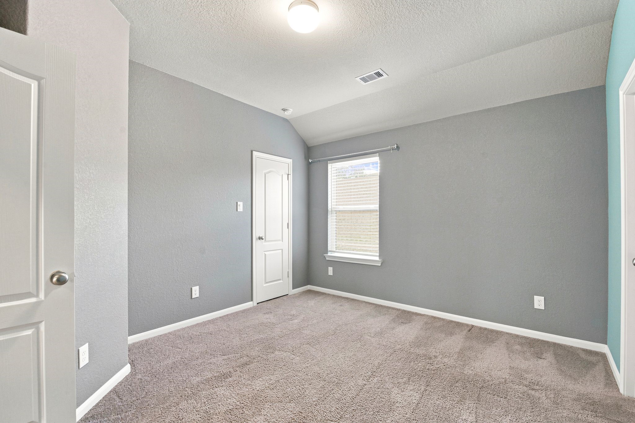 16875 Olympic National Drive Property Photo 26