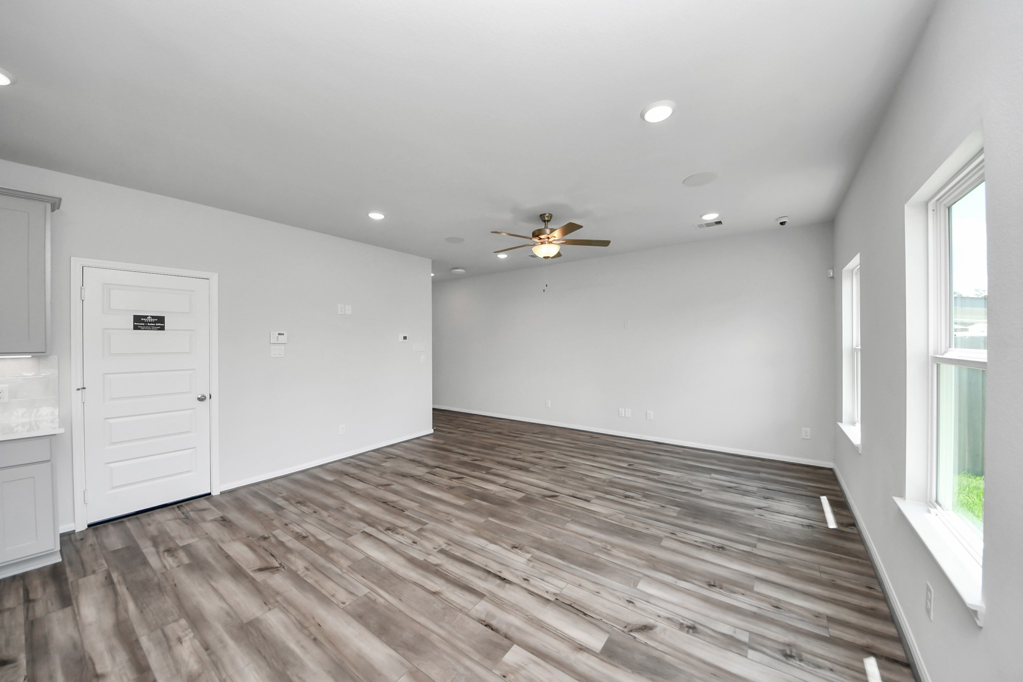 25666 Roy Rogers Court Property Photo 7