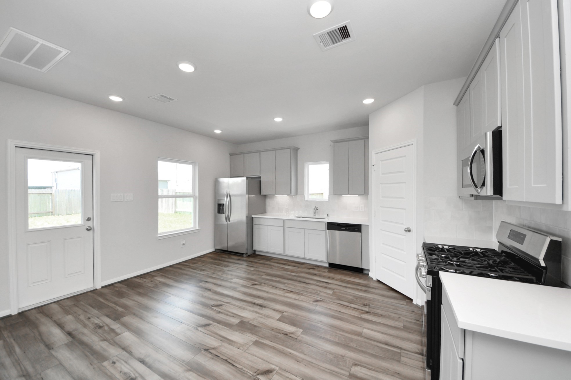 25666 Roy Rogers Court Property Photo 10
