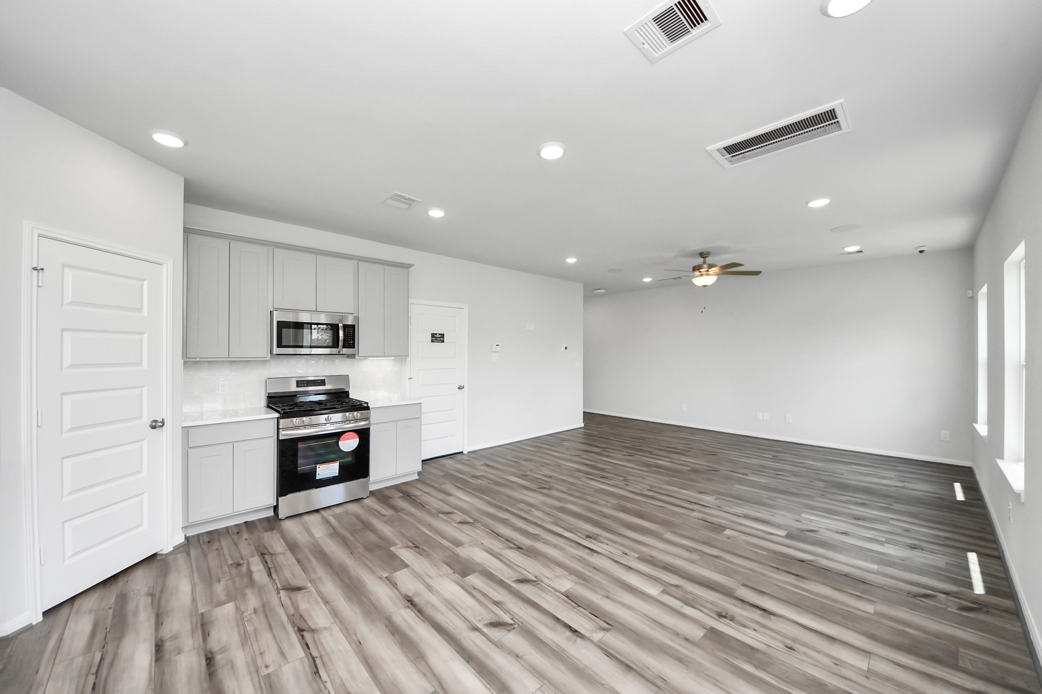 25666 Roy Rogers Court Property Photo 11