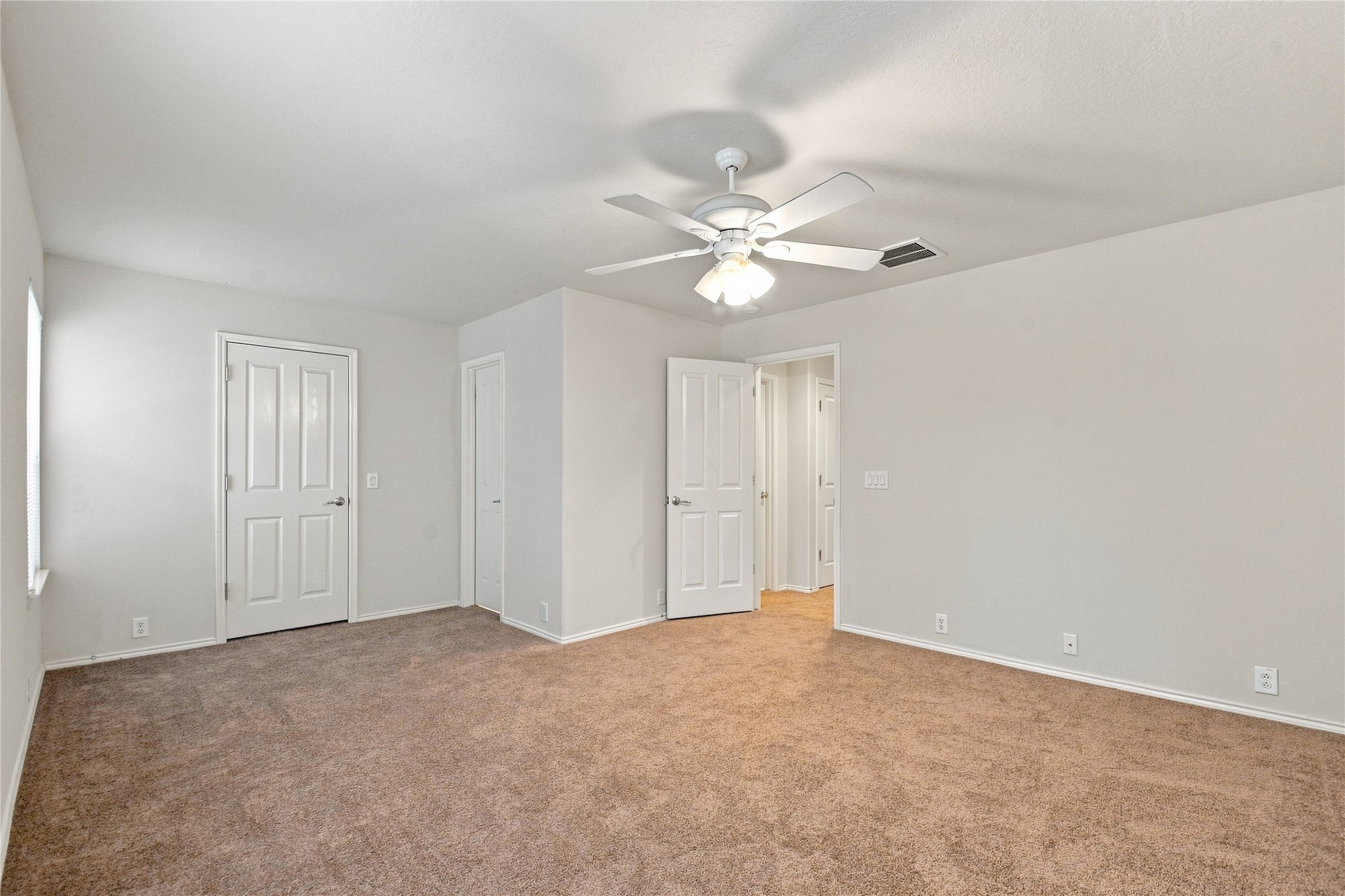 2214 Prairie Forest Trail Property Photo 13