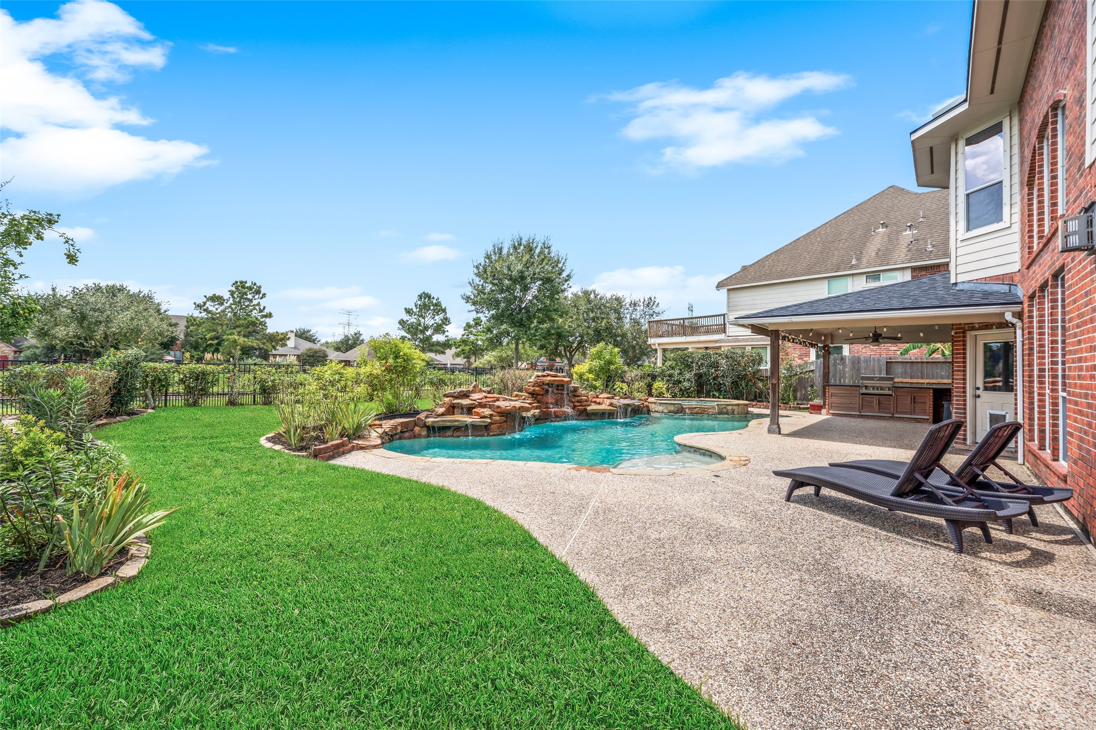 1125 Shady Knoll Property Photo 37