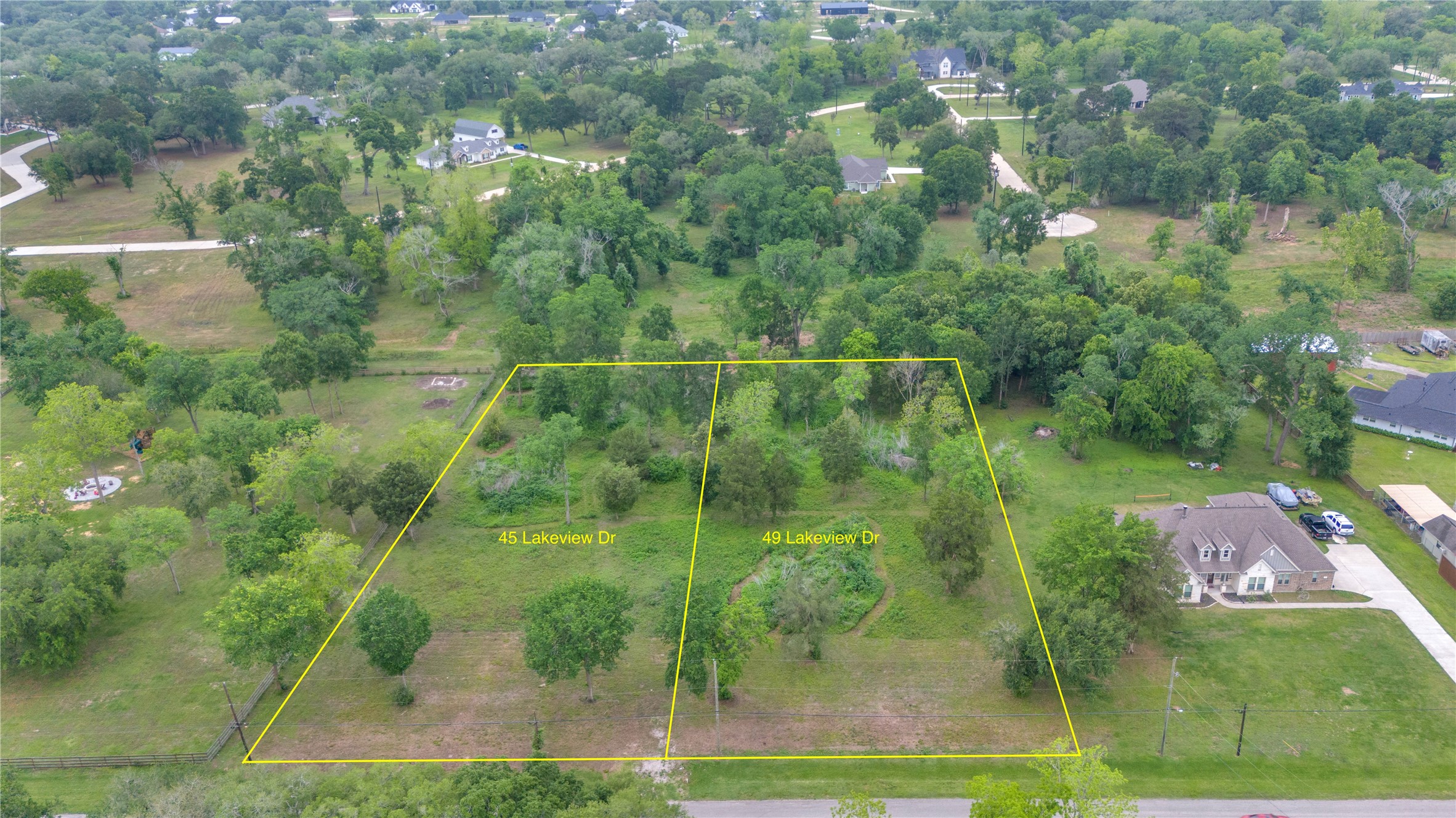49 Lakeview Drive Property Photo 1