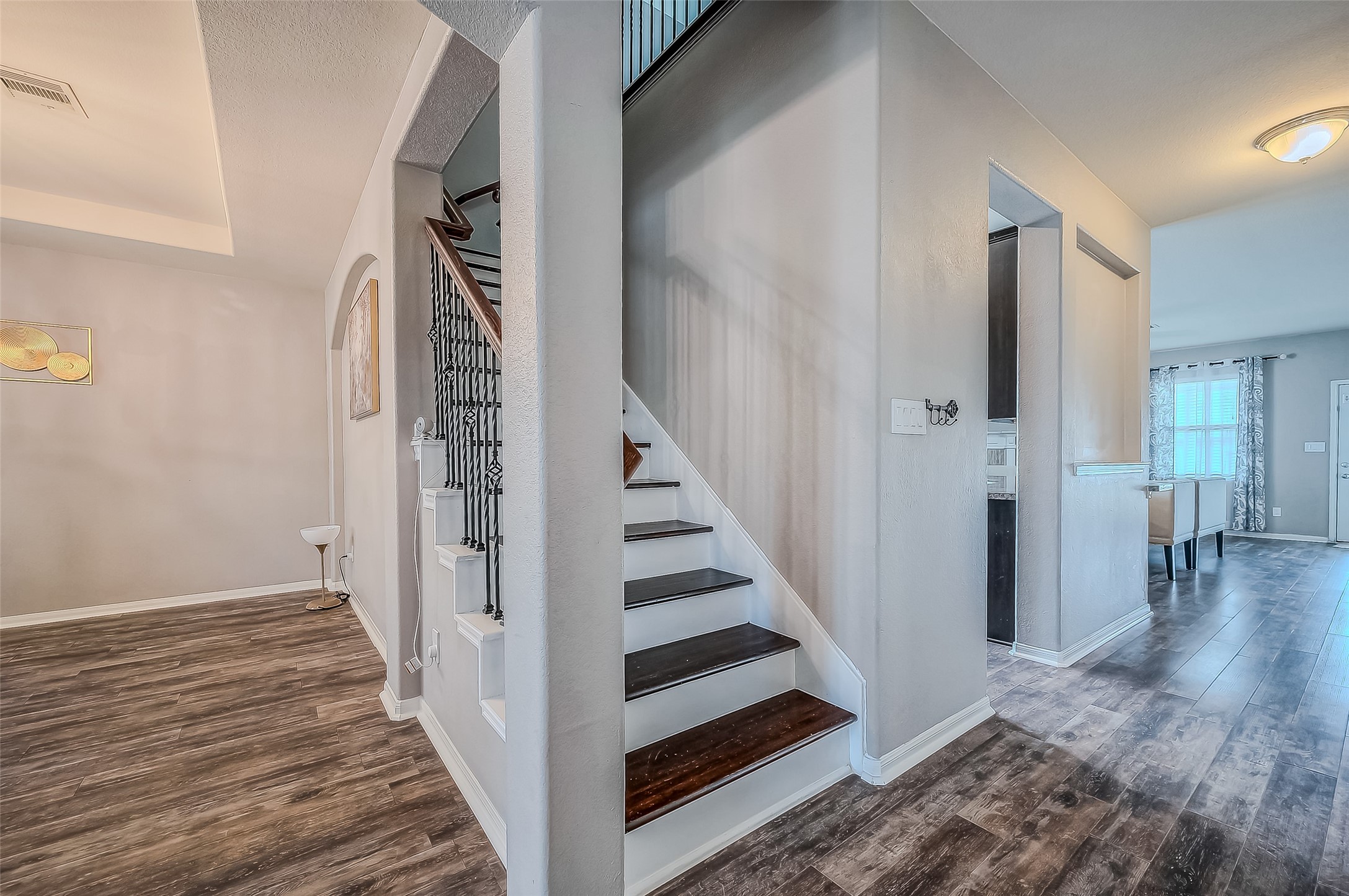 5603 Scoria Rock Drive Property Photo 11