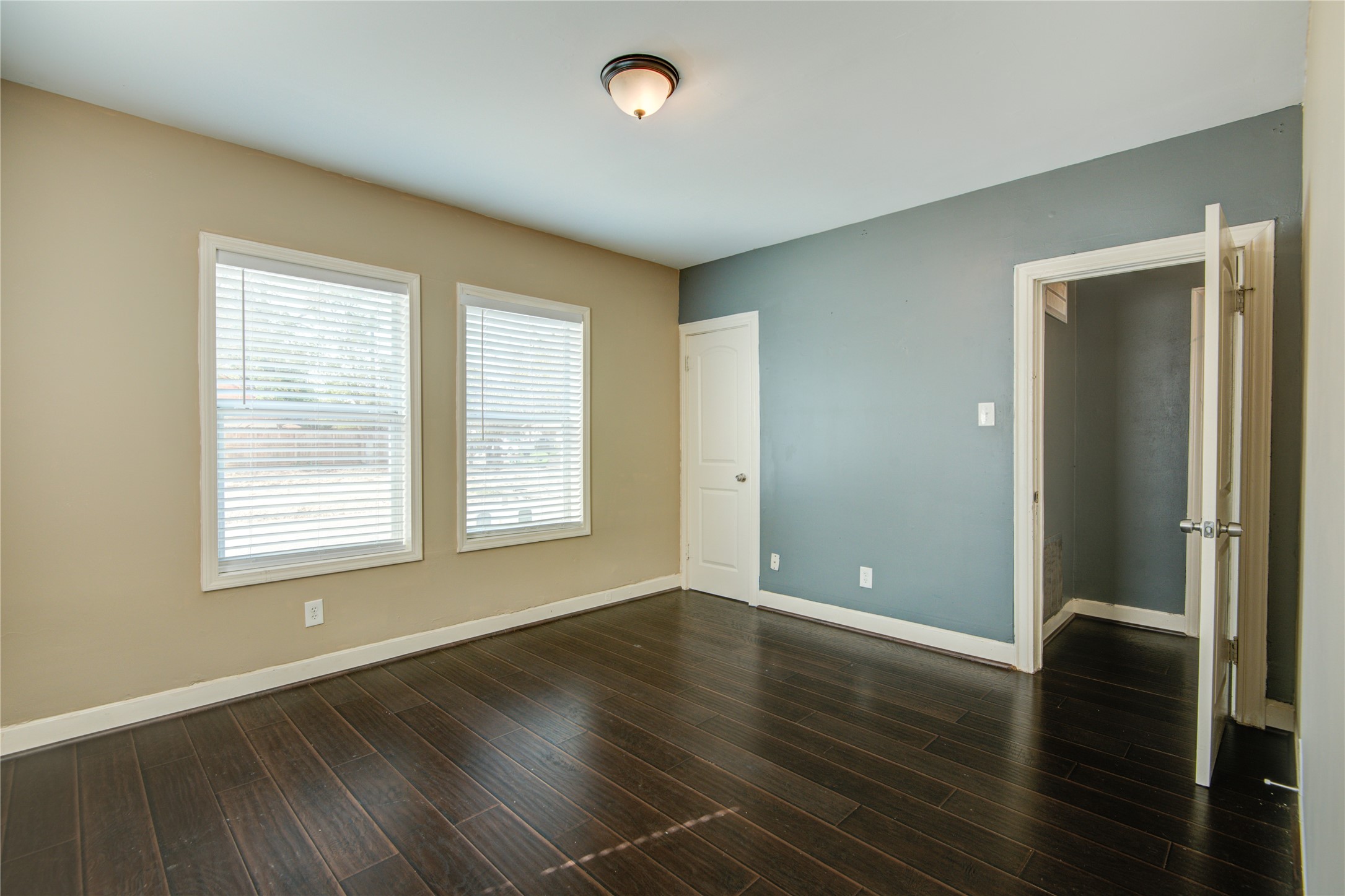 319 Coronado Street Property Photo 22