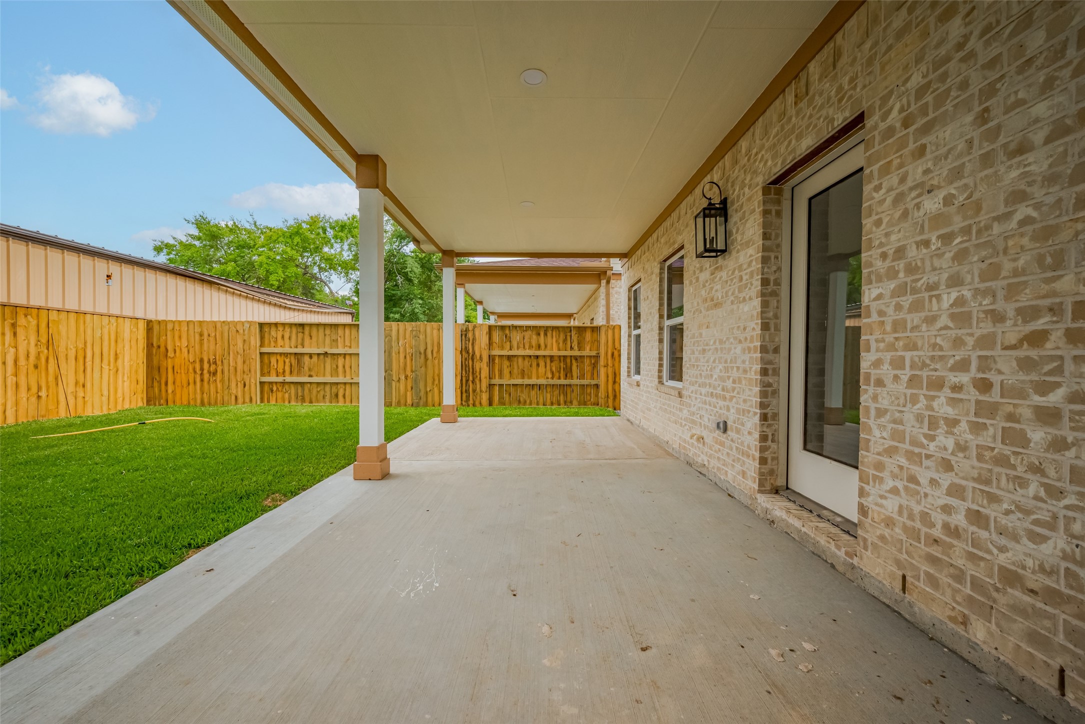 2206 Hoskins Drive Property Photo 9