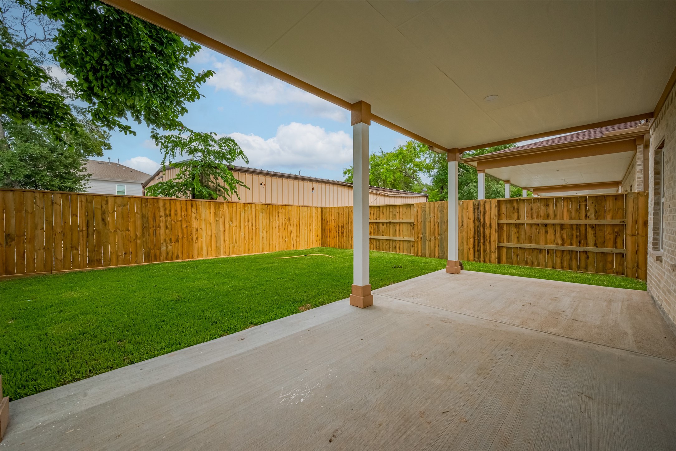2206 Hoskins Drive Property Photo 10