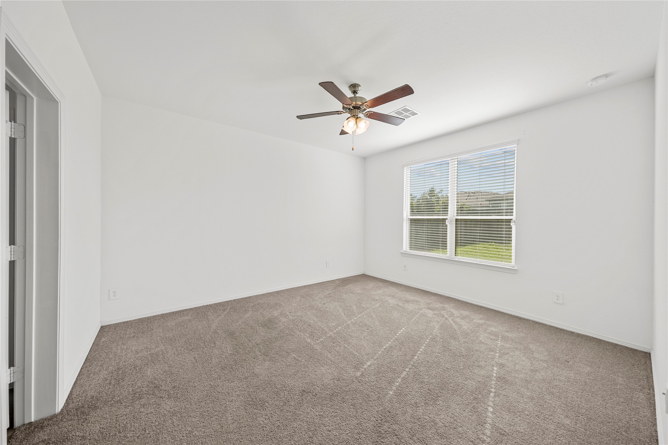 14450 Sunny Bend Way Property Photo 5