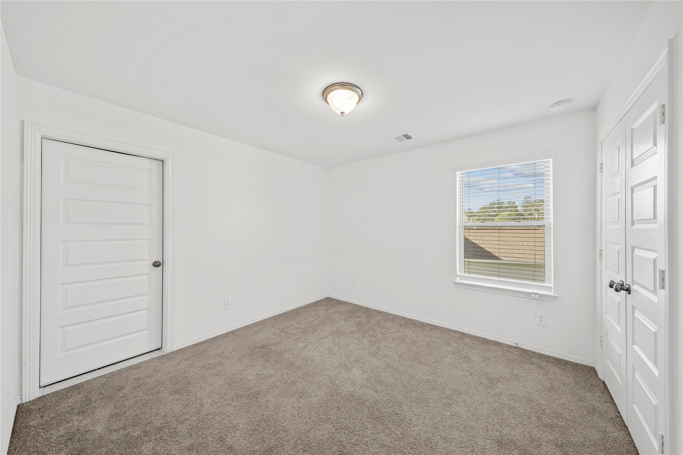 14450 Sunny Bend Way Property Photo 9