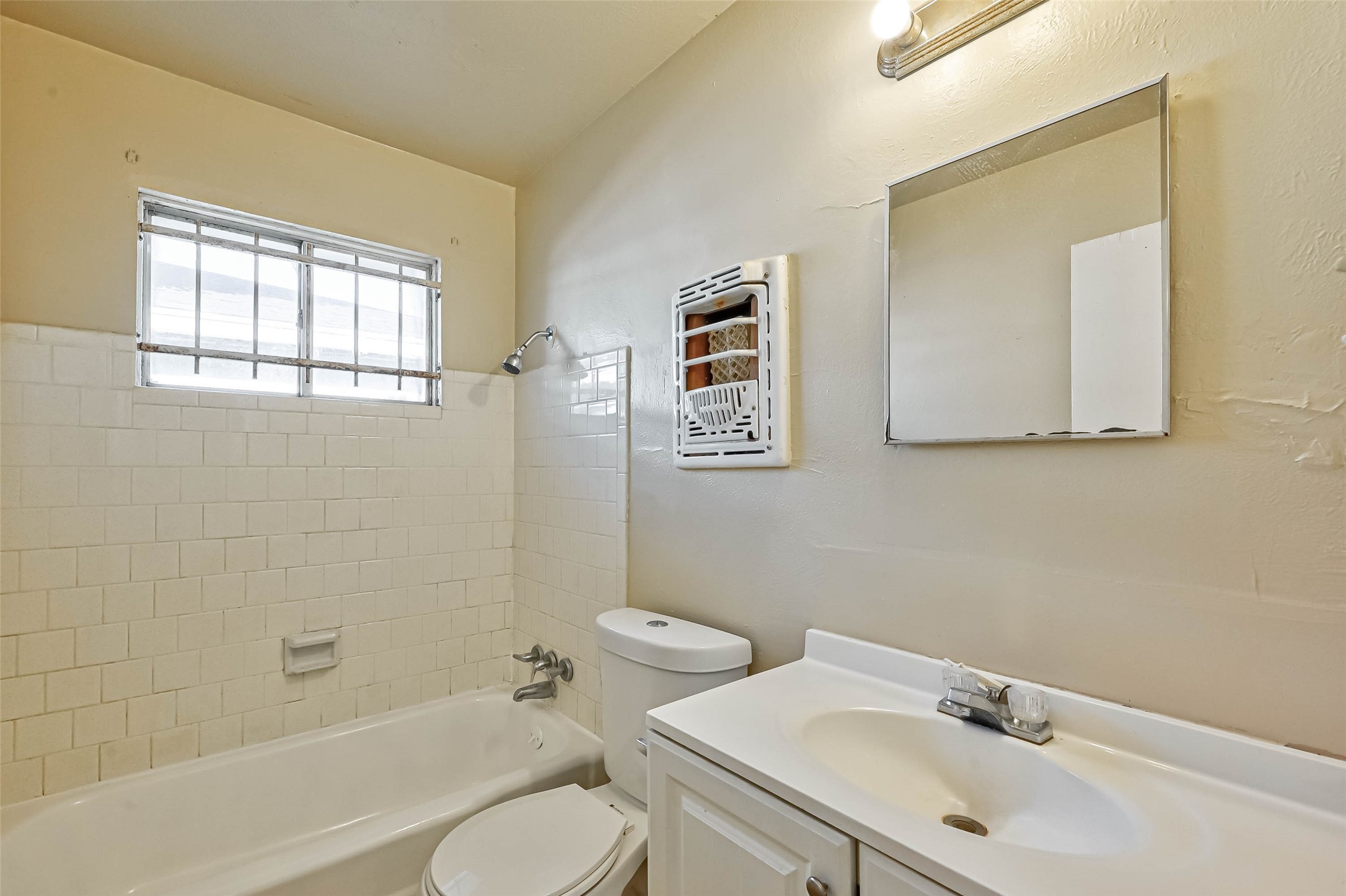 4307 Akard Street Property Photo 12