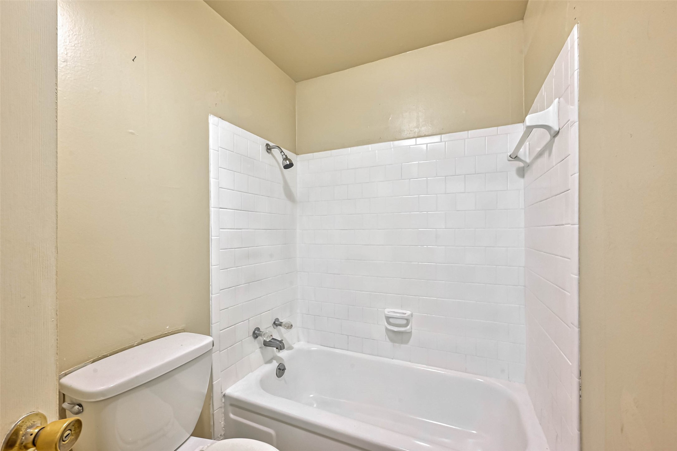 4307 Akard Street Property Photo 15