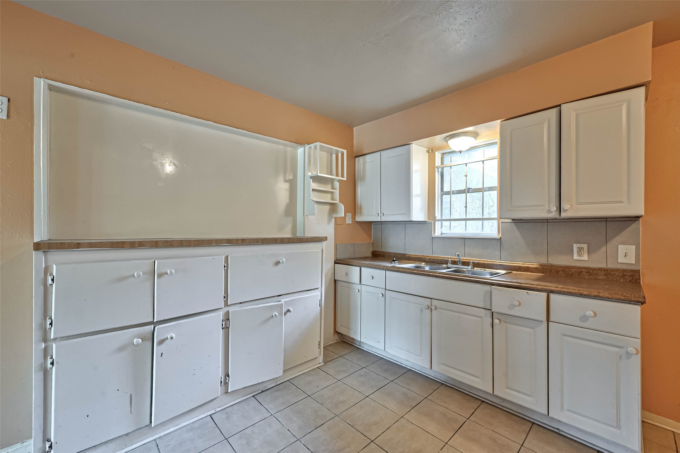 4307 Akard Street Property Photo 23