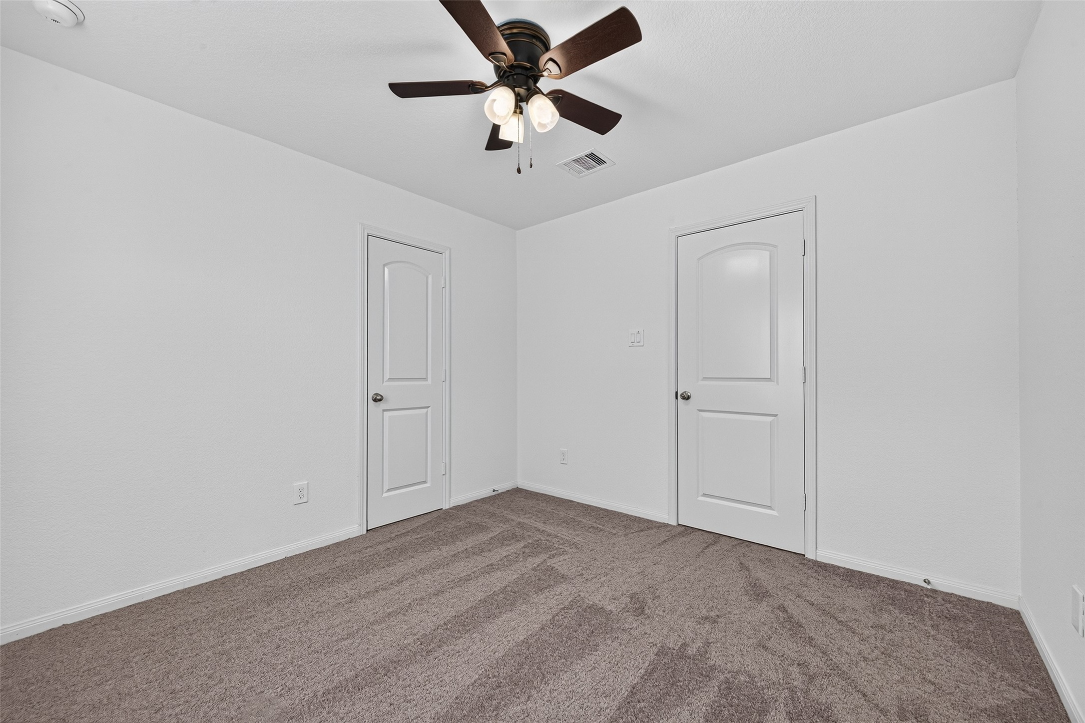 417 Burning Tree Lane Property Photo 32