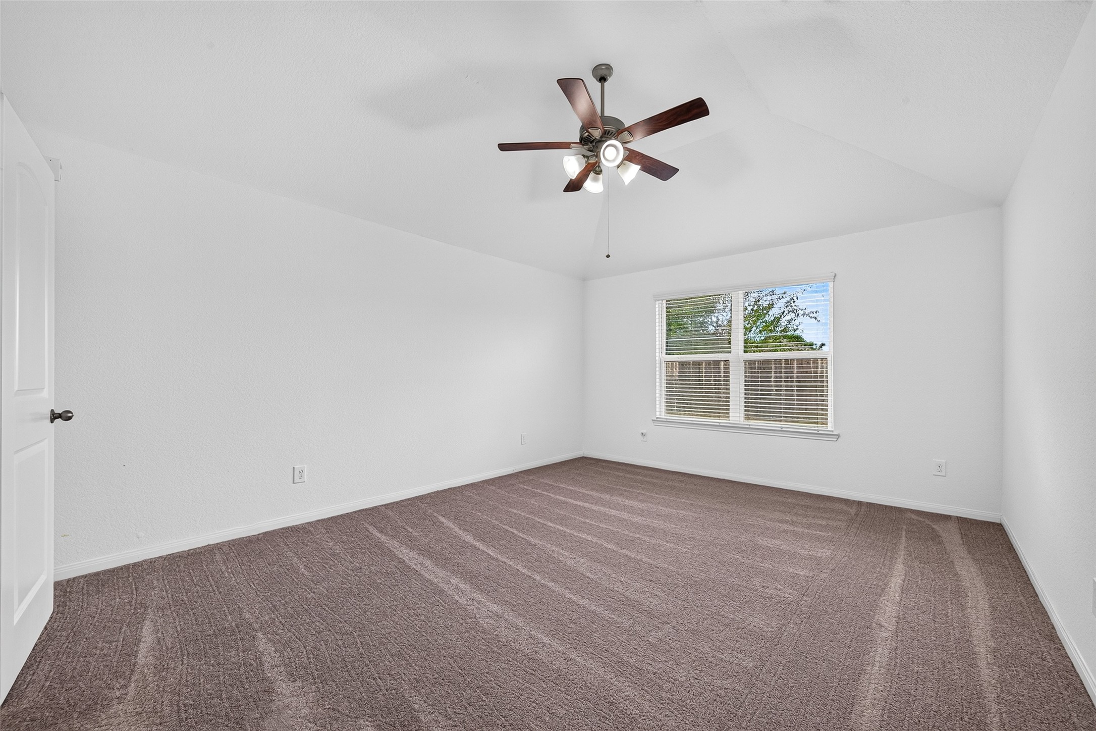 417 Burning Tree Lane Property Photo 34