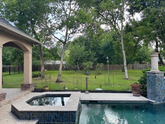 14308 Marks Way Property Photo 7